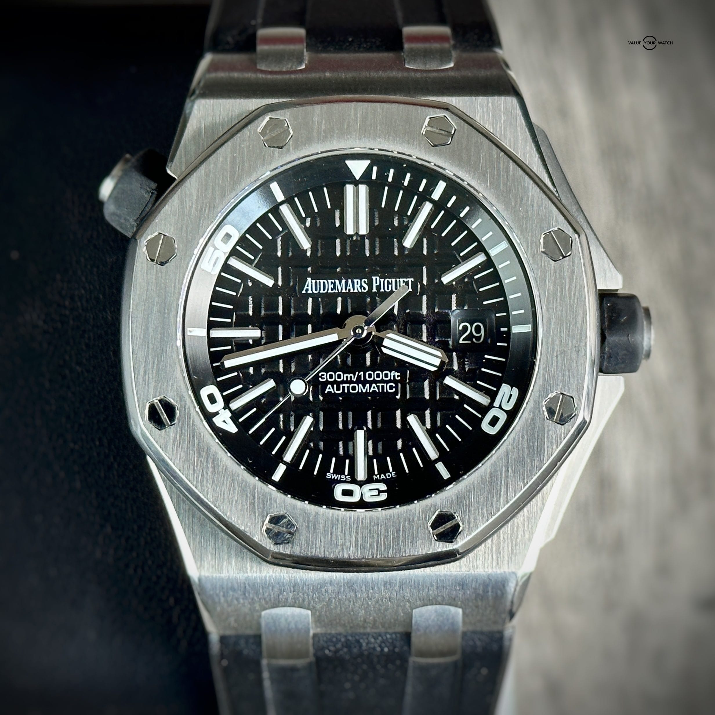 Audemars Piguet HAS PAPERS Royal Oak Offshore Diver 42mm Grey