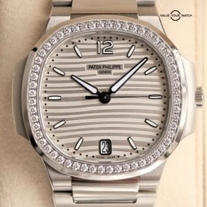 Patek Philippe Ladies Nautilus Stainless Steel 7118/1200A-010 NIB BOXES/PAPERS
