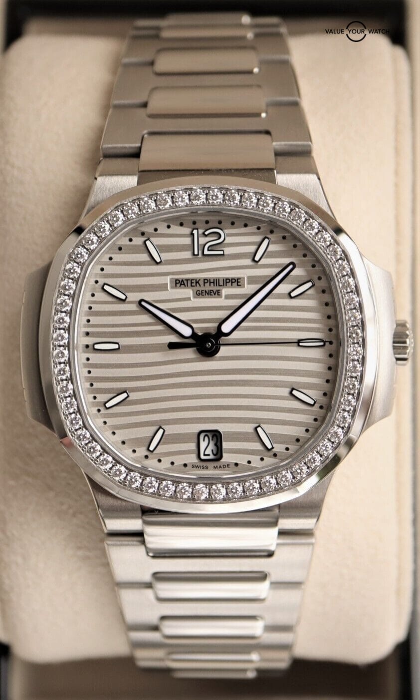 Patek Philippe Ladies Nautilus Stainless Steel 7118/1200A-010 NIB BOXES/PAPERS - Image 6