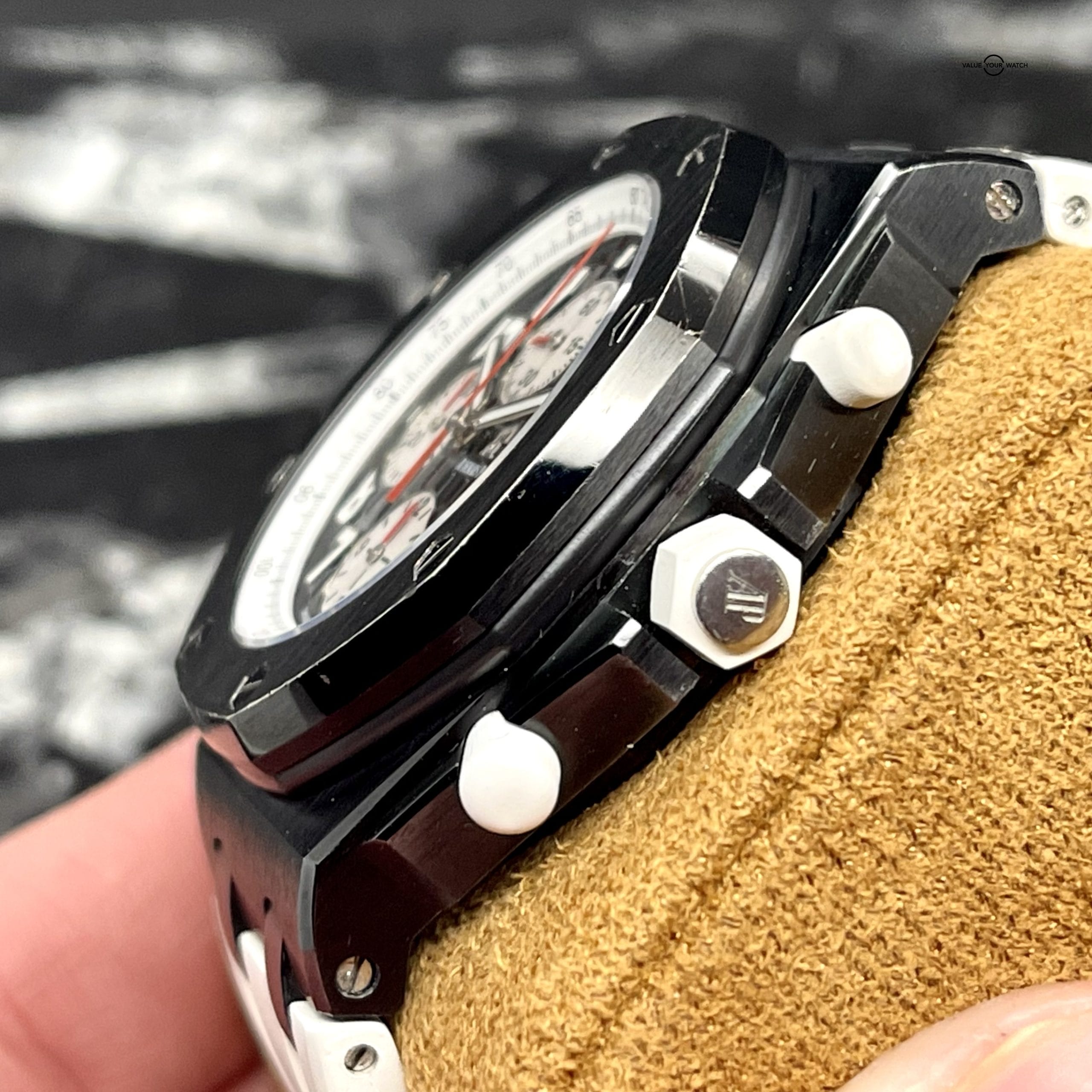 Audemars Piguet Royal Oak Offshore Marcus Edition - 26299SN.OO.D010CA.01 - Image 3