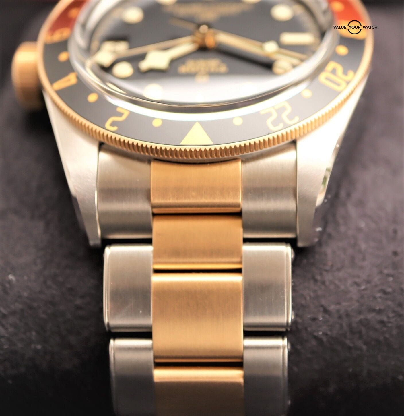 Tudor Black Bay GMT Rootbeer 41mm 79833MN 2022 BOXES/PAPERS - Image 10