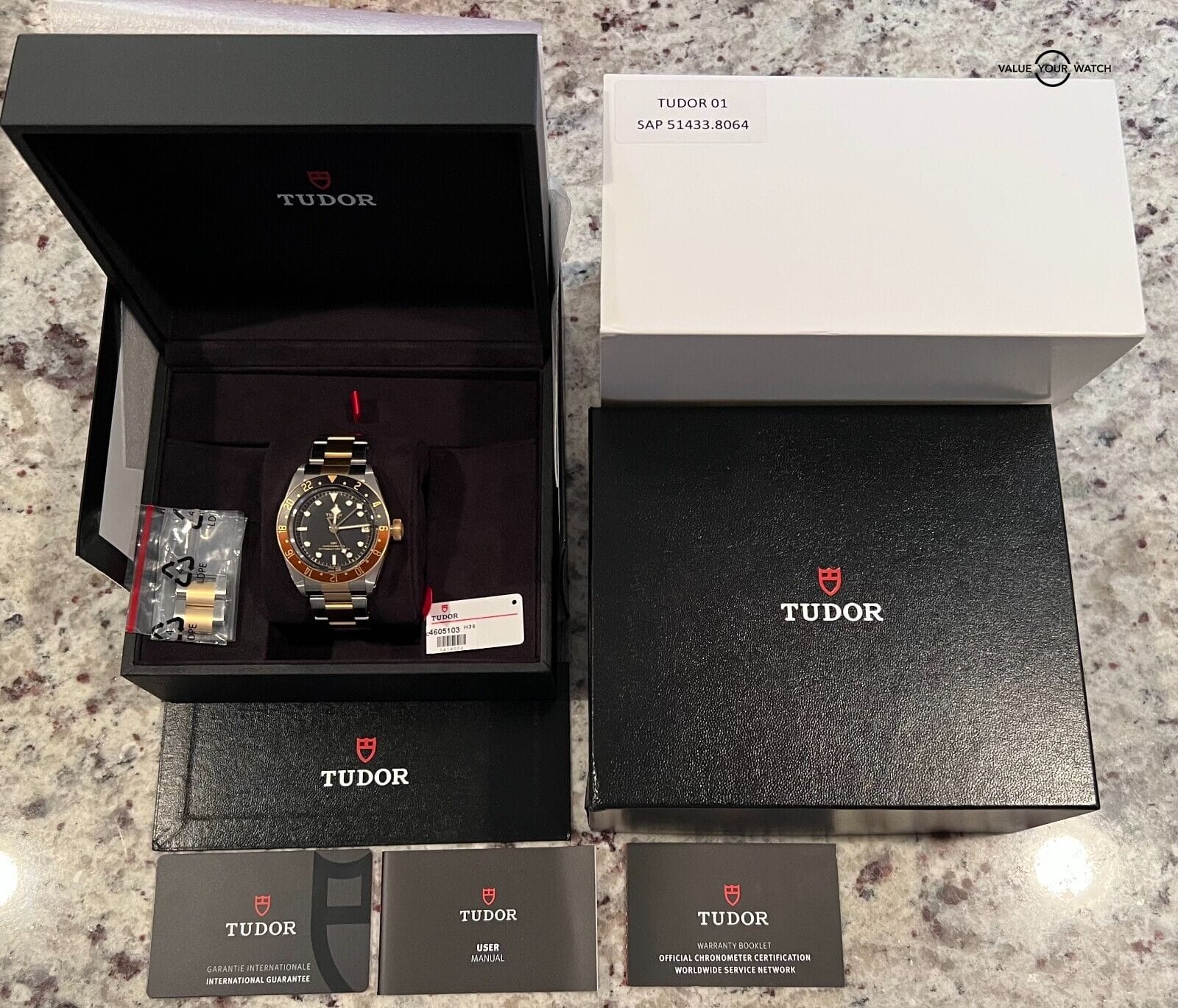 Tudor Black Bay GMT Rootbeer 41mm 79833MN 2022 BOXES/PAPERS - Image 15