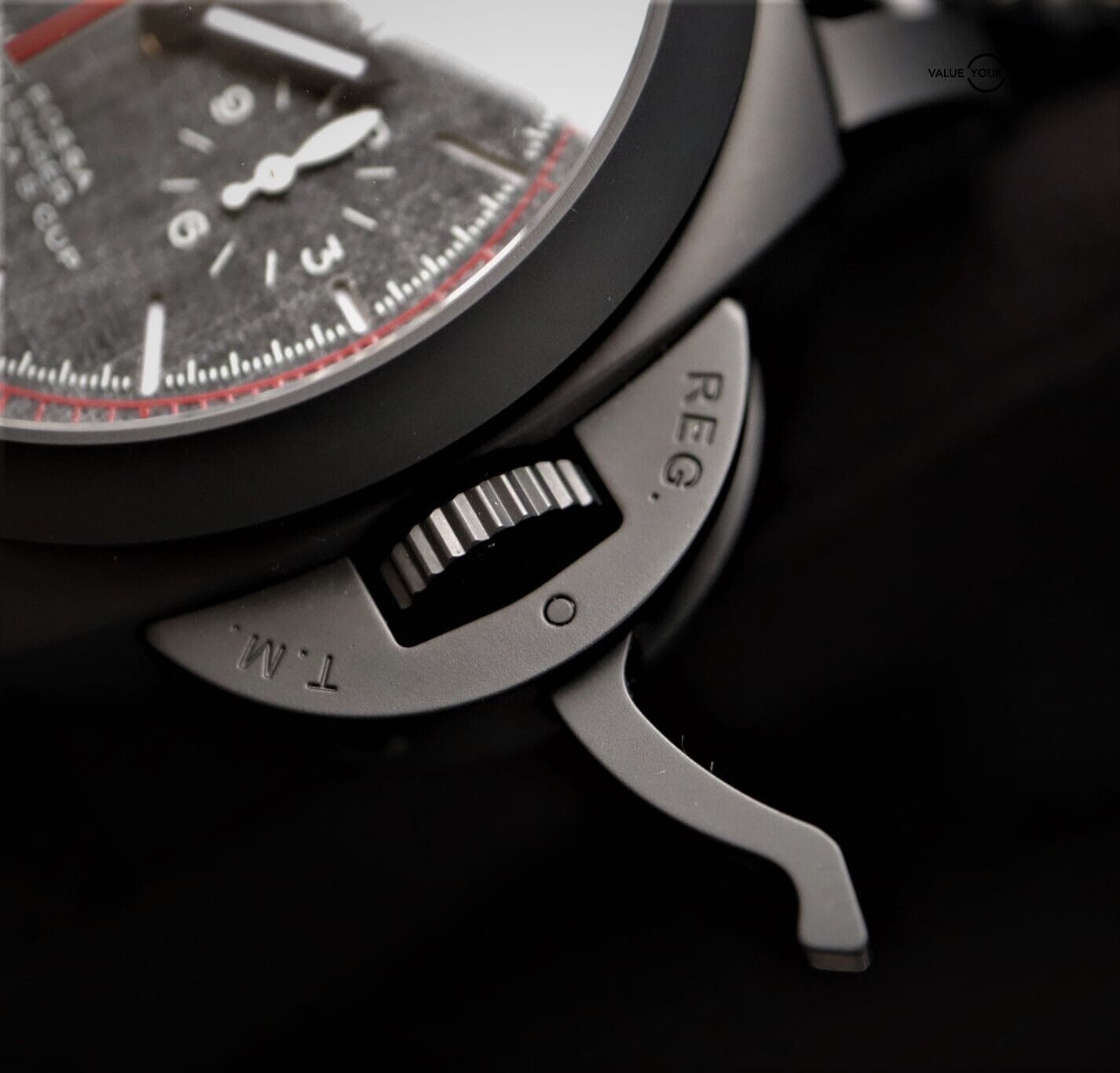 Panerai Luminor Luna Rossa Chrono Flyback 44mm PAM01037 2019 BOXES/PAPERS - Image 10