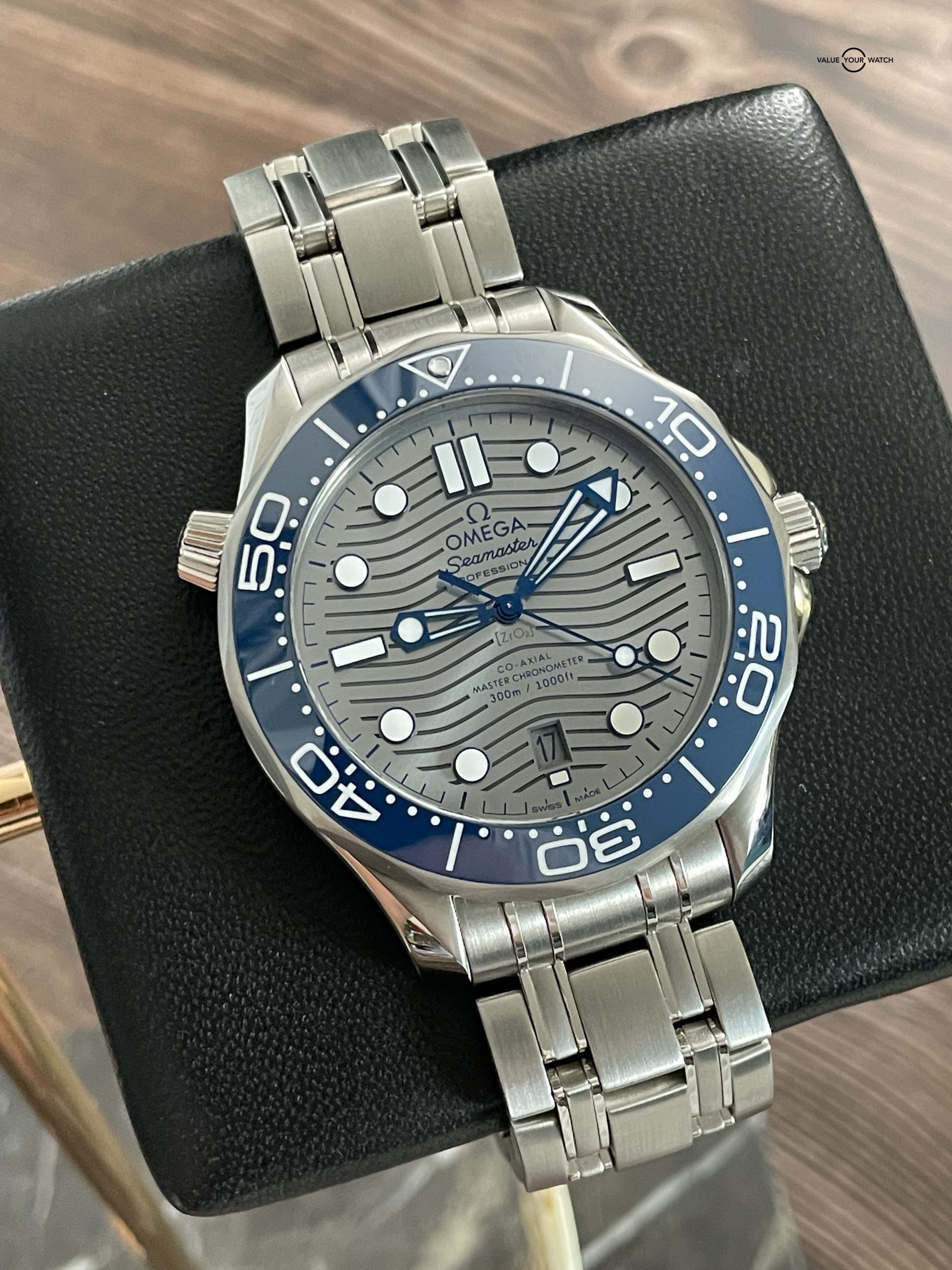 Omega Seamaster Diver 300M 42mm Rhodium Grey & Blue – BRAND NEW 2022 Full Set! - Image 3