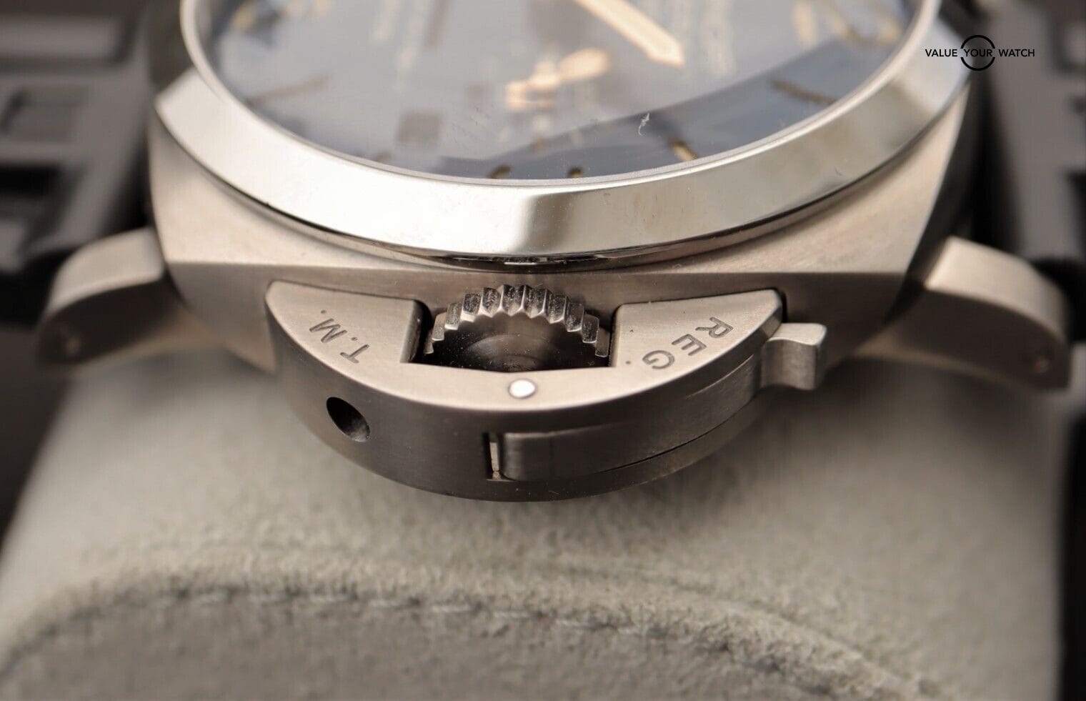 Panerai Luminor Luna Equation of Time 47mm PAM00670 2017 BOXES/PAPERS - Image 14