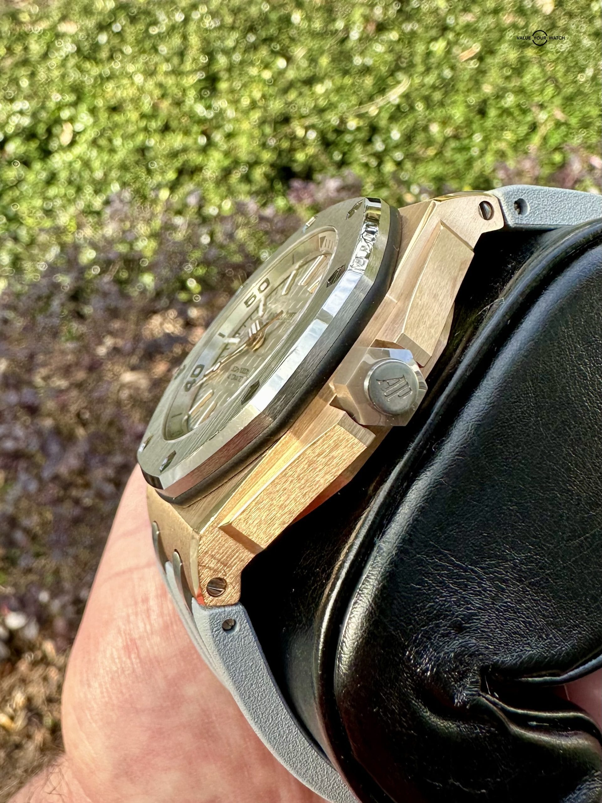 Audemars Piguet Royal Oak Offshore Grey Japan Diver Limited Edition 15711OI.OO.A006CA.01 Rose Gold - Image 10