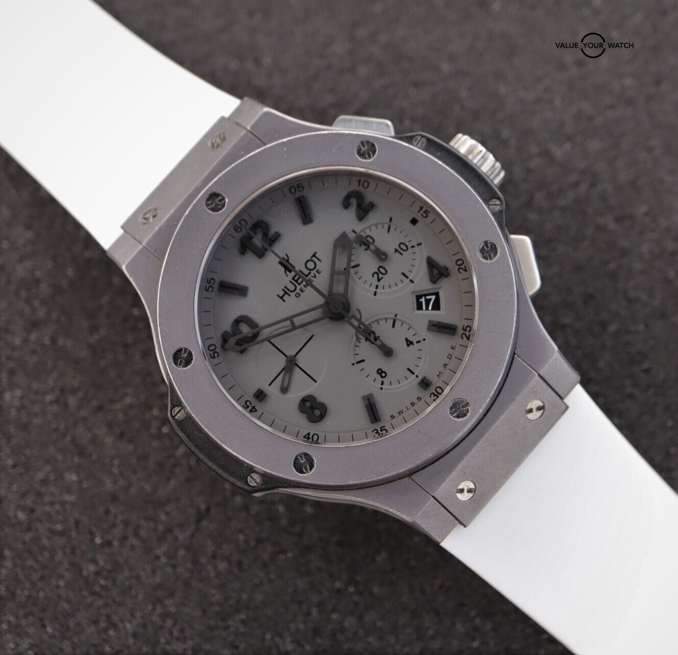 Hublot Big Bang Chronograph Tantalum Gray Dial 44mm Automatic 301.AI.460.RX - Image 3