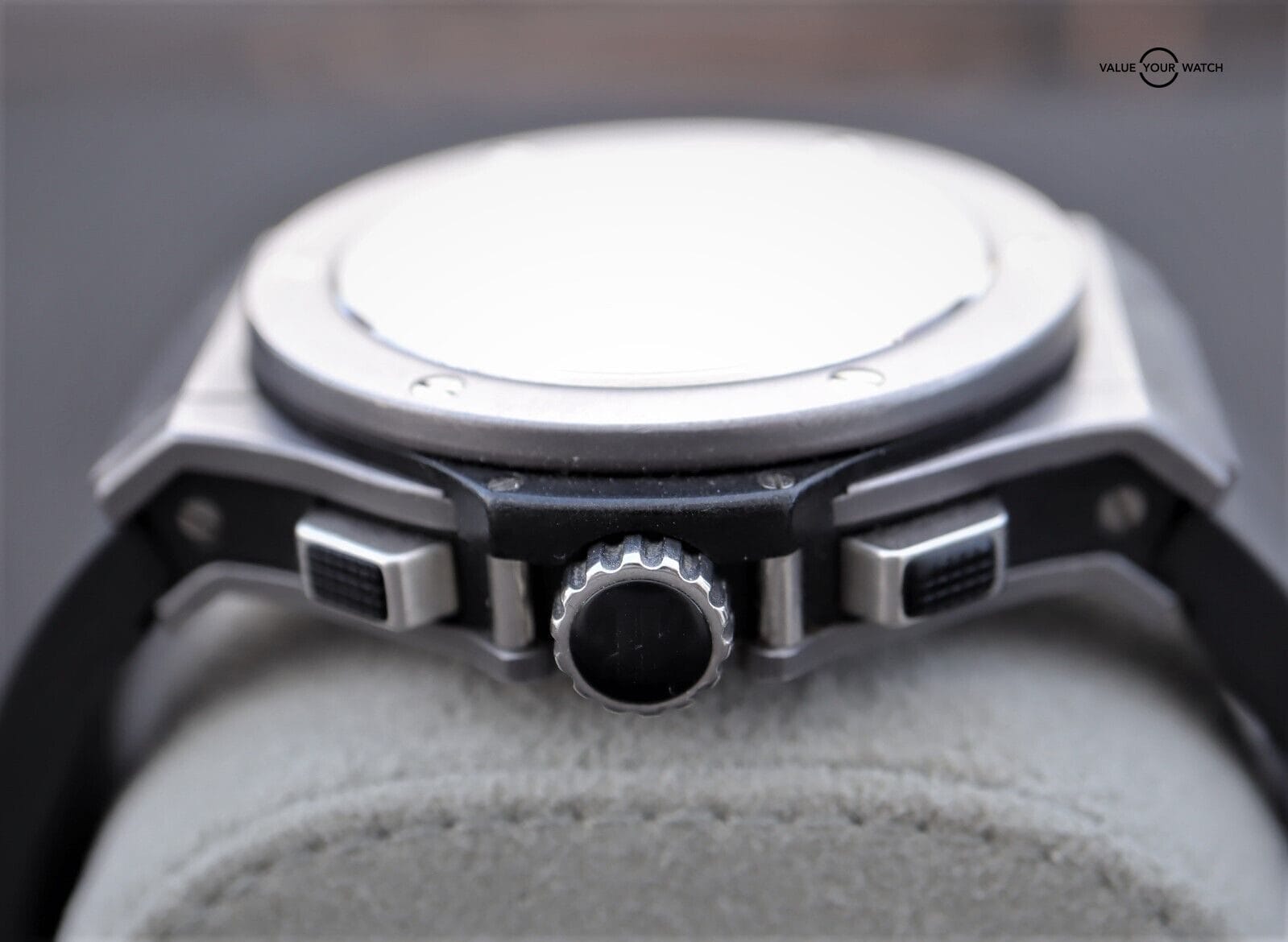 Hublot Big Bang Chronograph Tantalum Gray Dial 44mm Automatic 301.AI.460.RX - Image 9