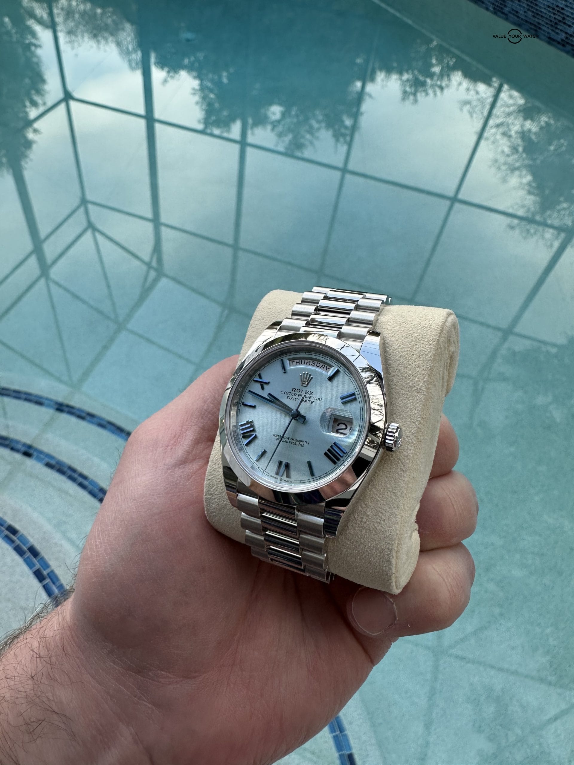 RARE Rolex Platinum Day-Date Ice Blue Quadrant Motif Beveled Roman Dial 40mm - 2021 COMPLETE 228206 President - Image 3