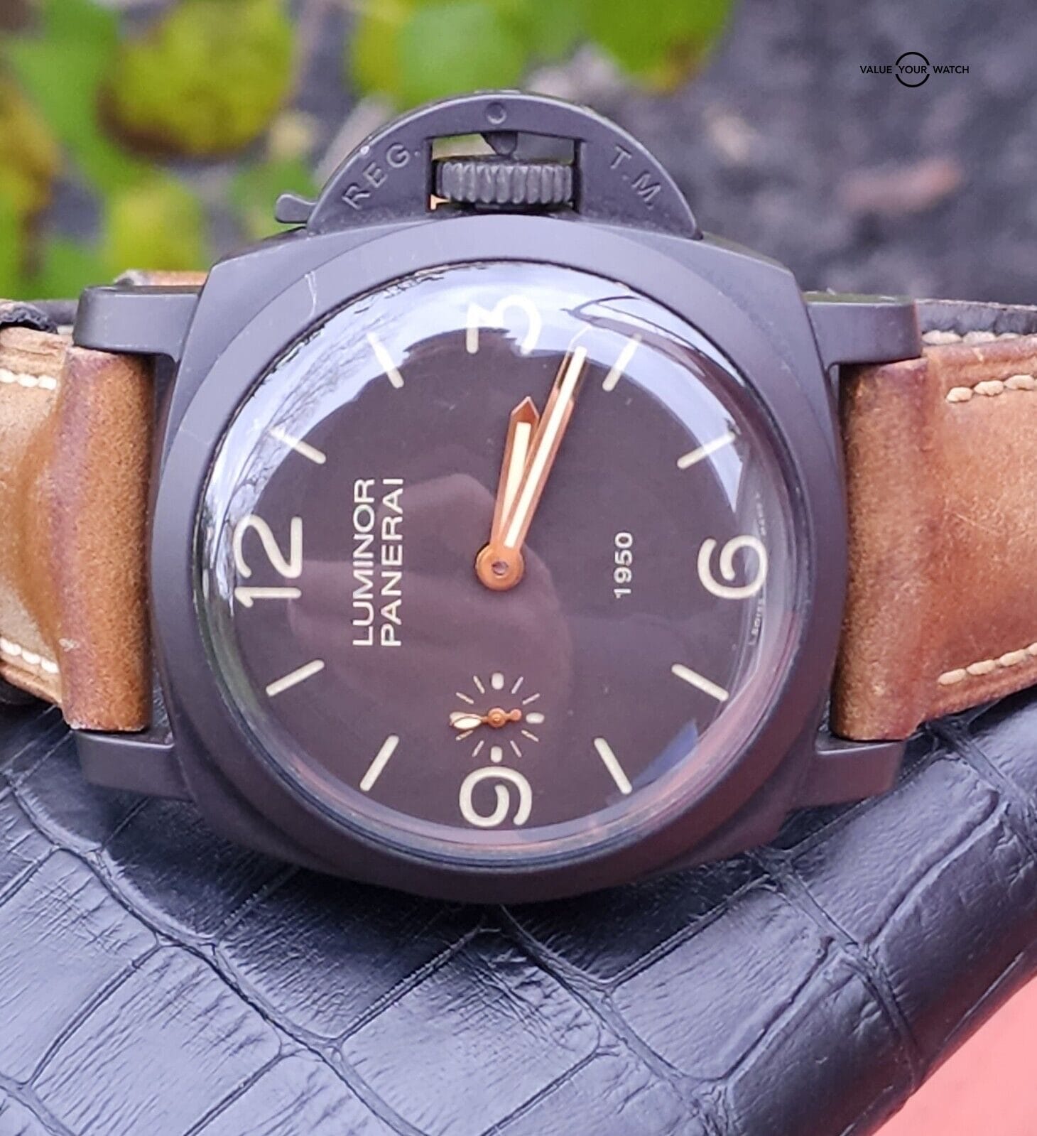 44mm Pam 375 PANERAI 375 Luminor 1950 Days Composite (Black Fiddy