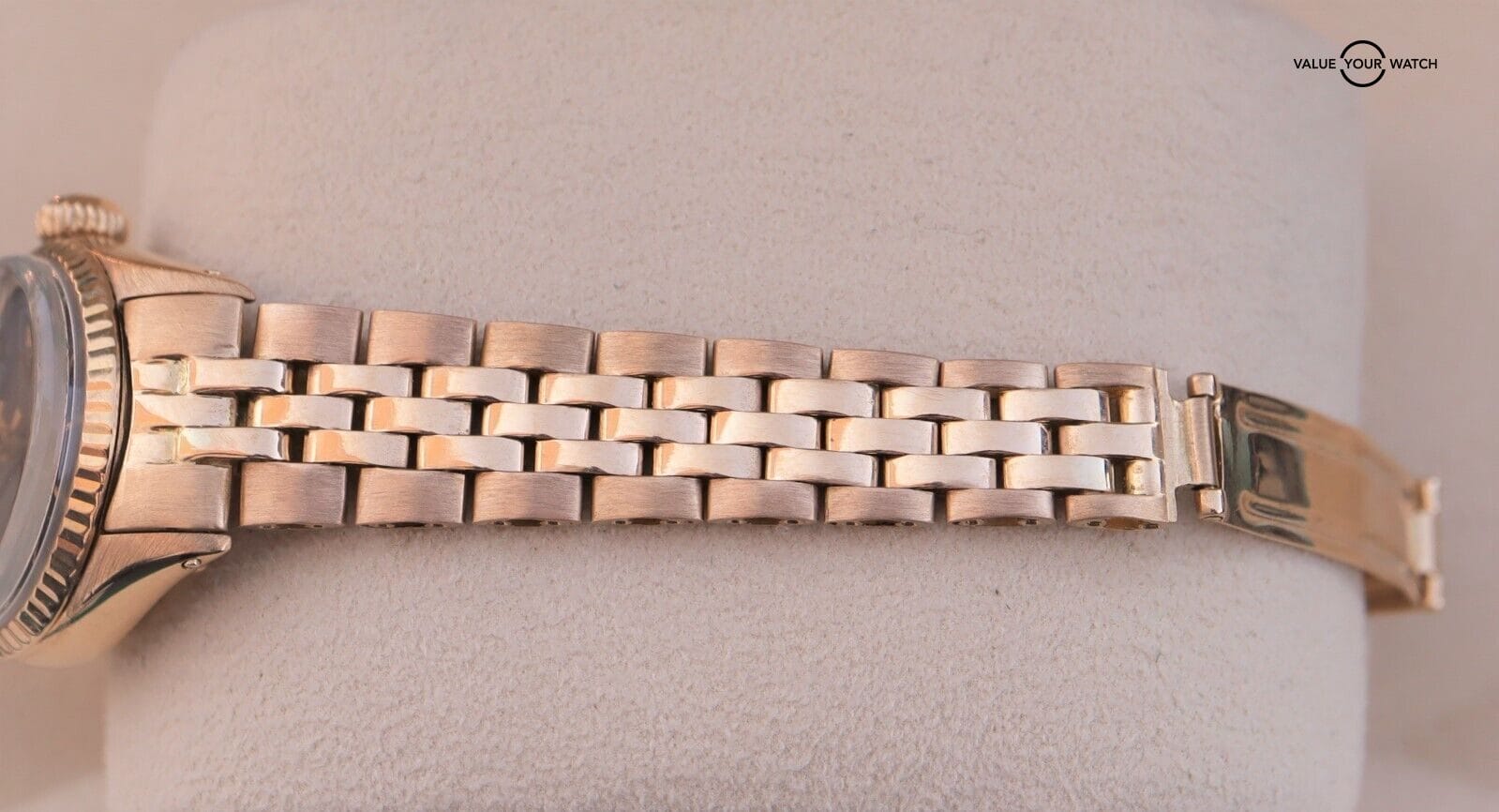 Rolex Ladies Datejust 6517 18K Yellow Gold Black Dial - Image 9