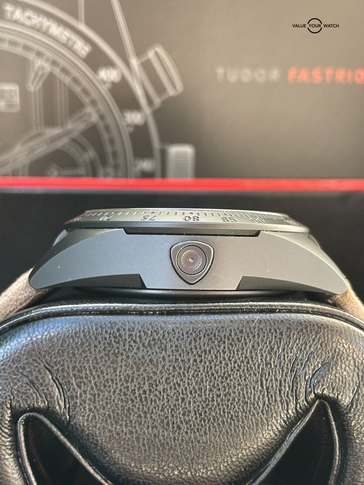 TUDOR Fast Rider Black Shield PVD Chronograph M42000 - Complete Set - Image 5