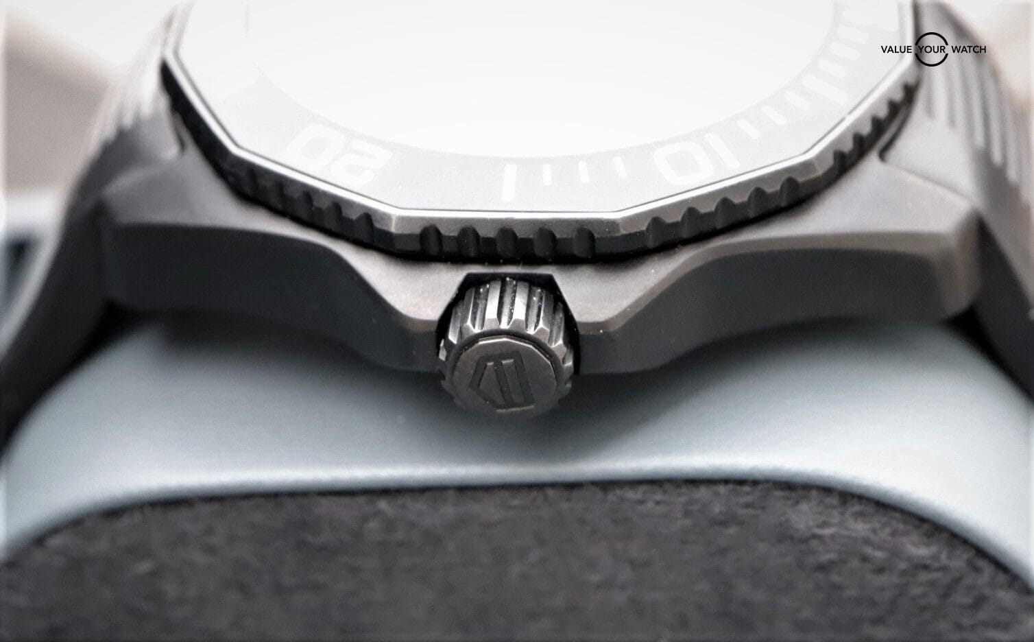 Tag Heuer Aquaracer 43mm Professional 300M Night Diver WBP201D.FT6197 BOX/PAPERS - Image 9