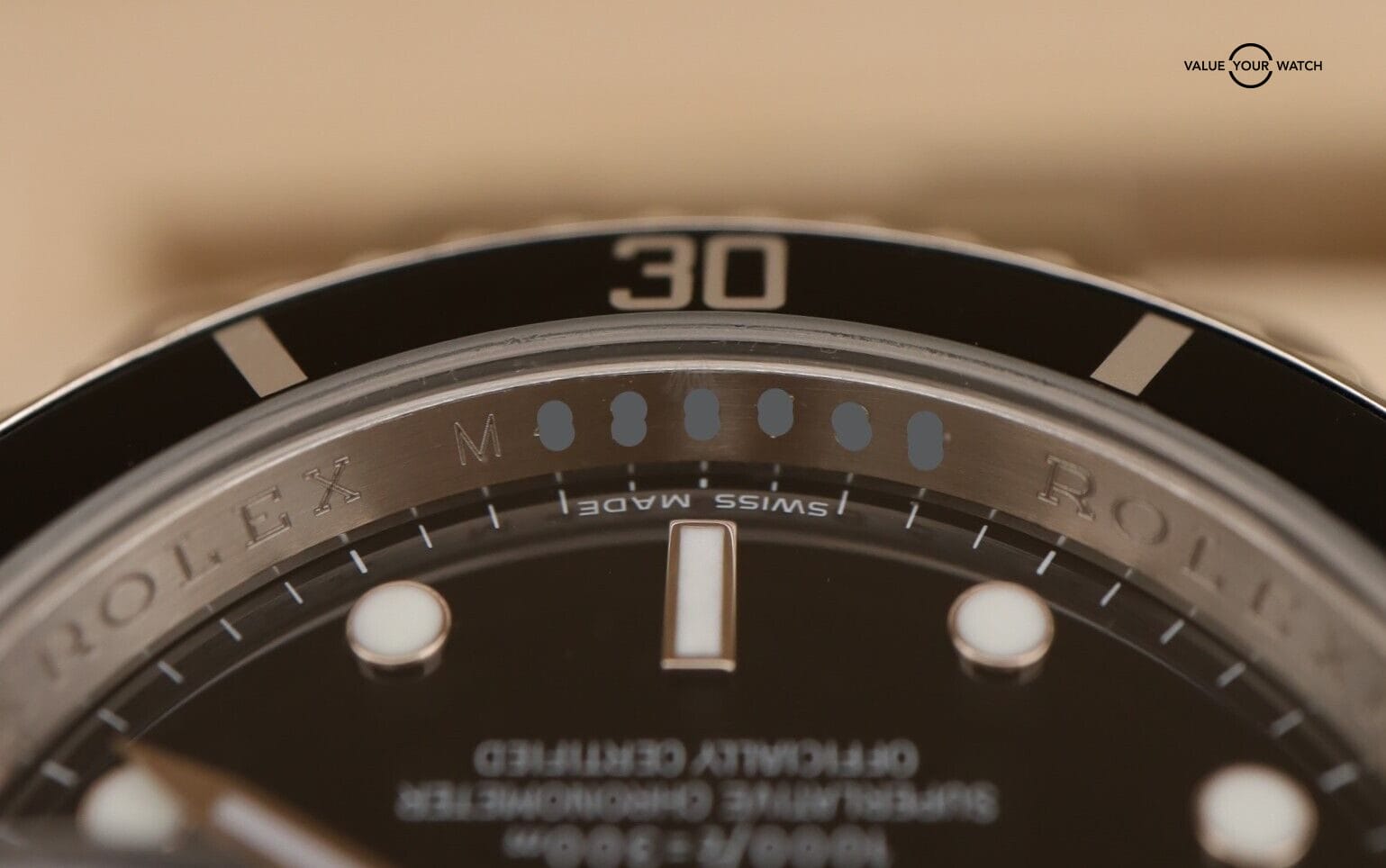 Rolex Submariner Date 16160 40mm No Holes Black Dial RARE Engraved Rehaut B&P - Image 10