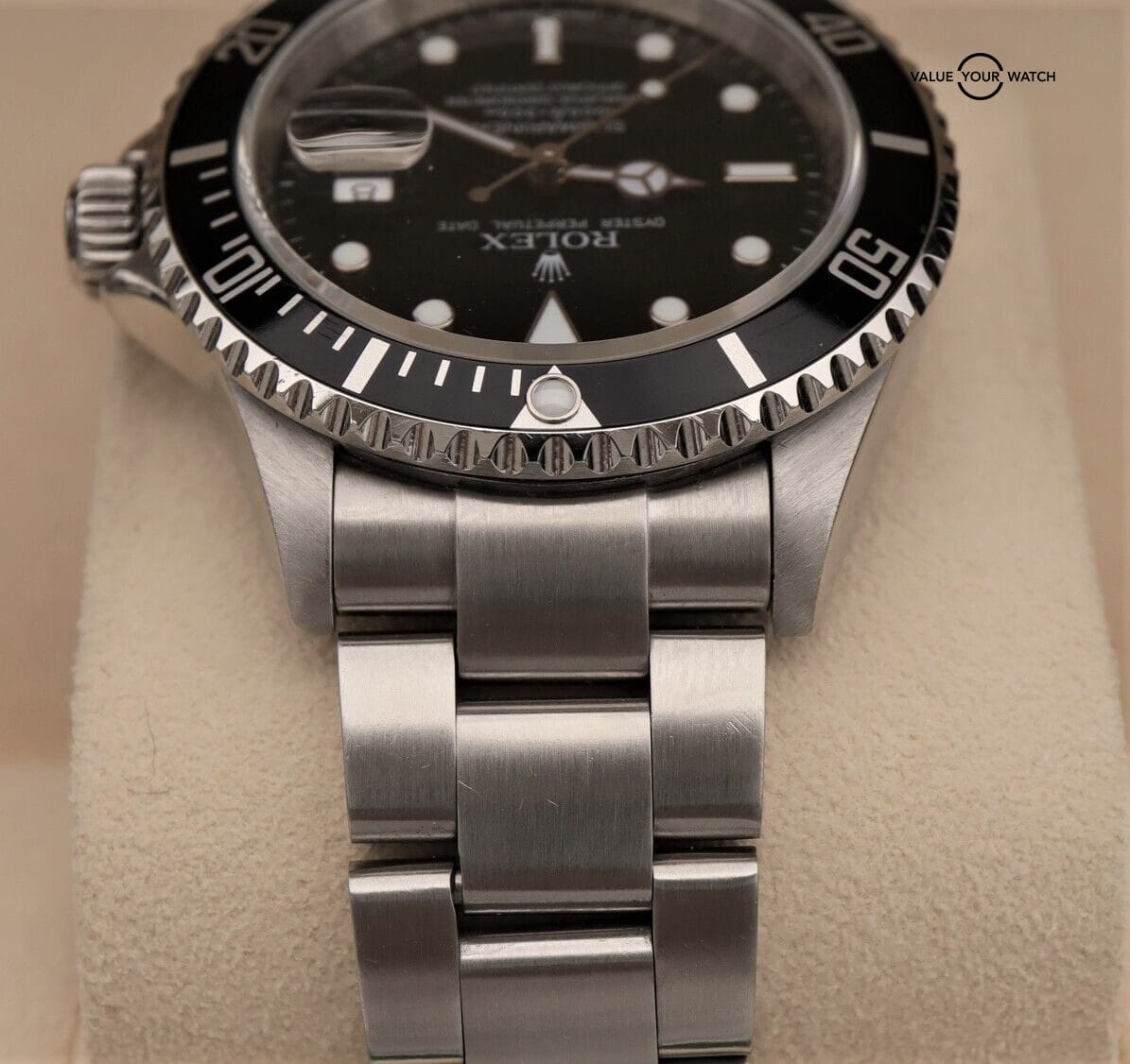 Rolex Submariner Date 16160 40mm No Holes Black Dial RARE Engraved Rehaut B&P - Image 15