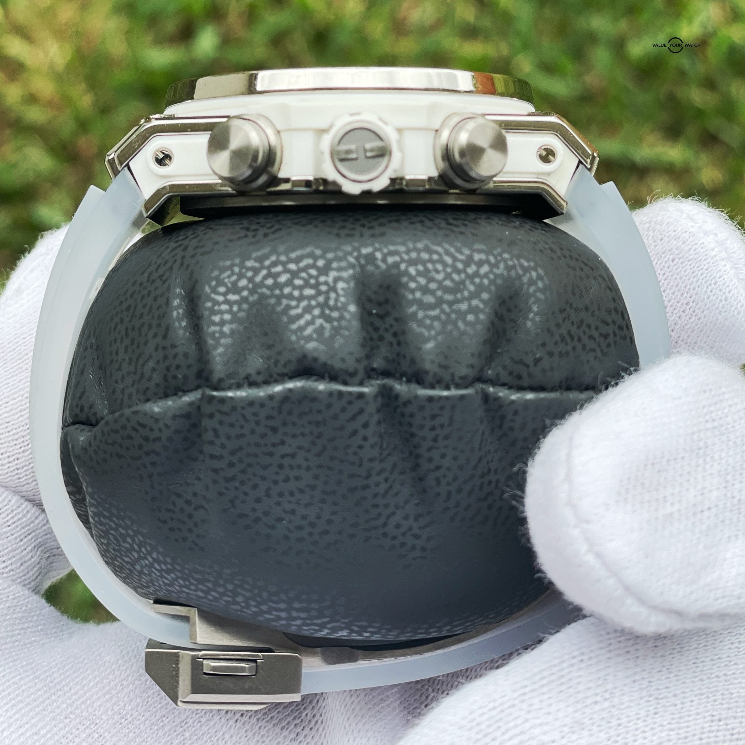 Hublot Big Bang Unico White Titanium 42MM Chronograph 441.NE.2010.RW - Image 4