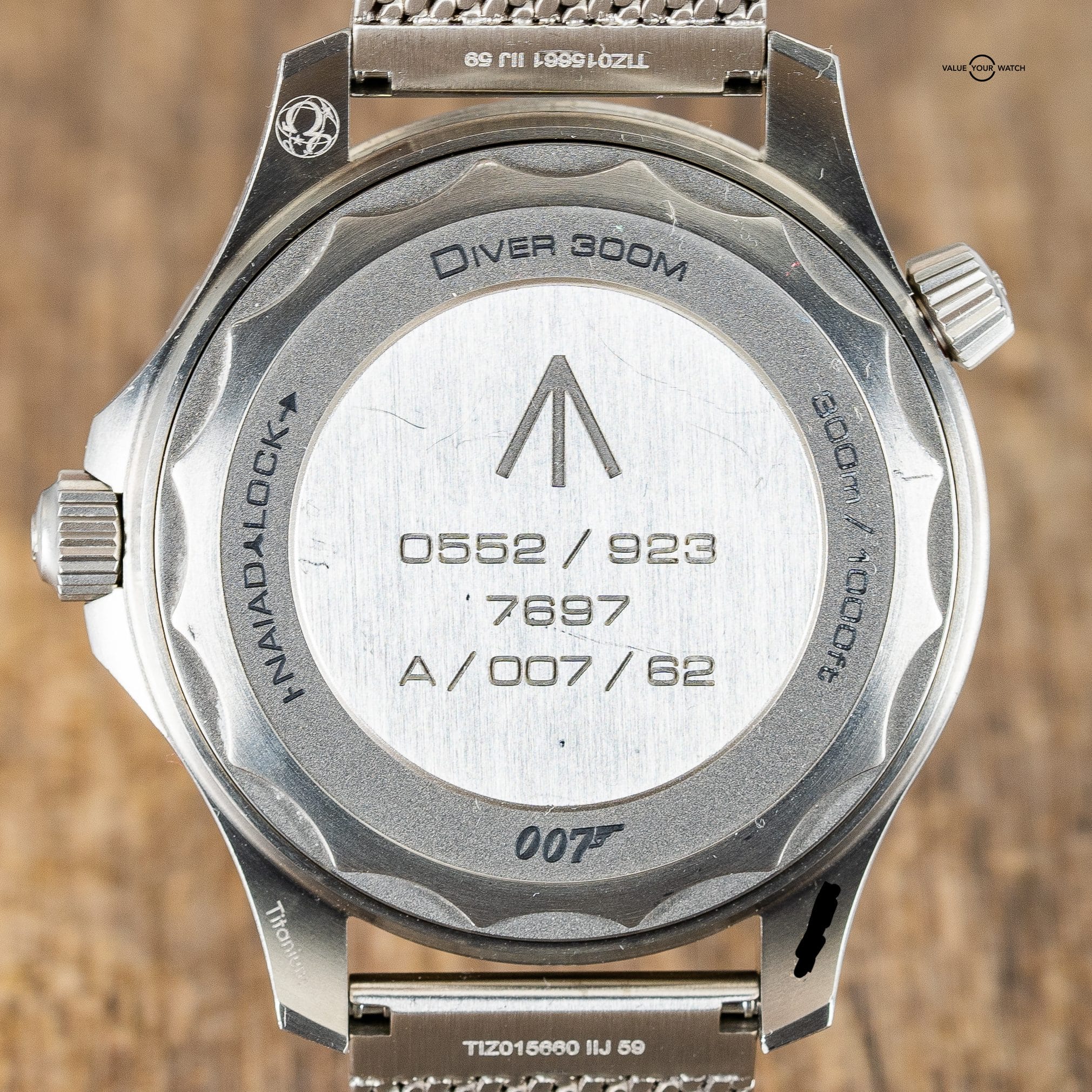 OMEGA Seamaster Diver 300M 007 No Time To Die Titanium Watch 210.90.42.20.01.001 Box and Papers - Image 6