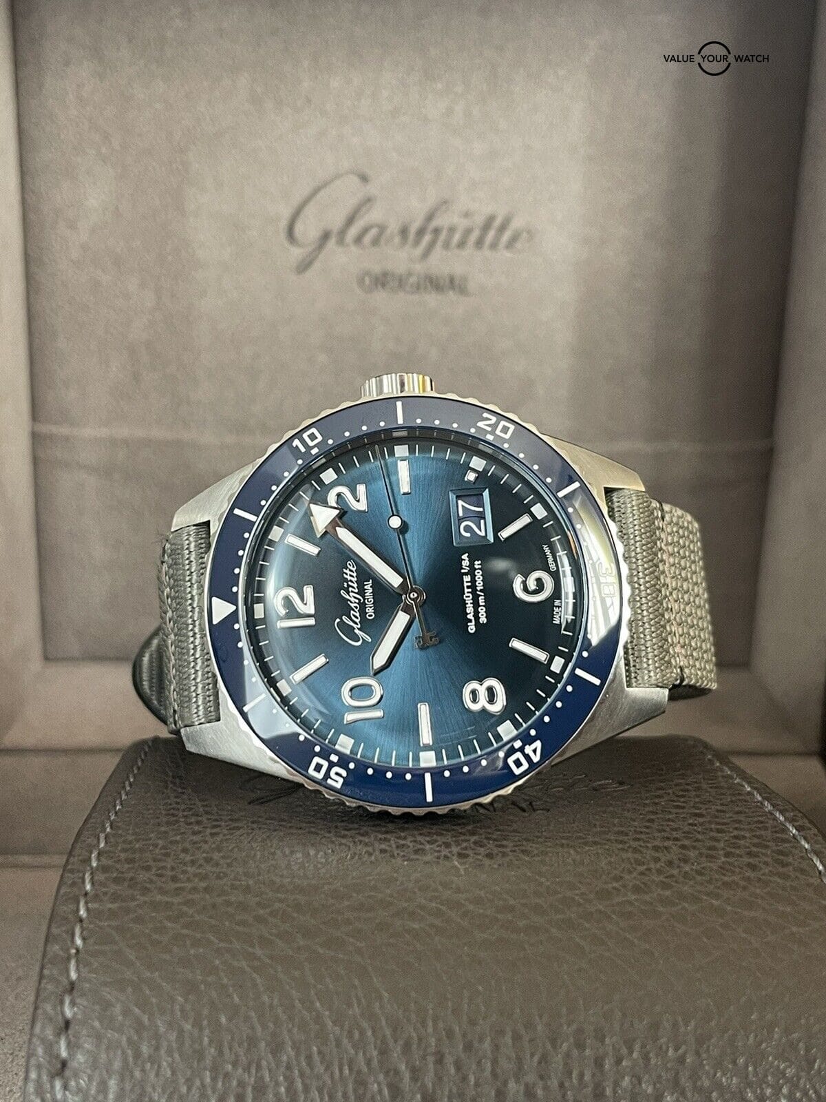Glashutte Original SeaQ Panorama Date Blue 1-36-13-02-81034 - COMPLETE 2022 SET - Image 4