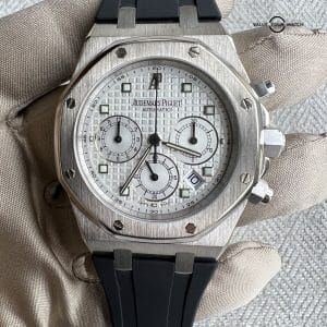 Audemars Piguet Royal Oak Chronograph 39mm 18kt White Gold 26022BC.OO.D002CR.01