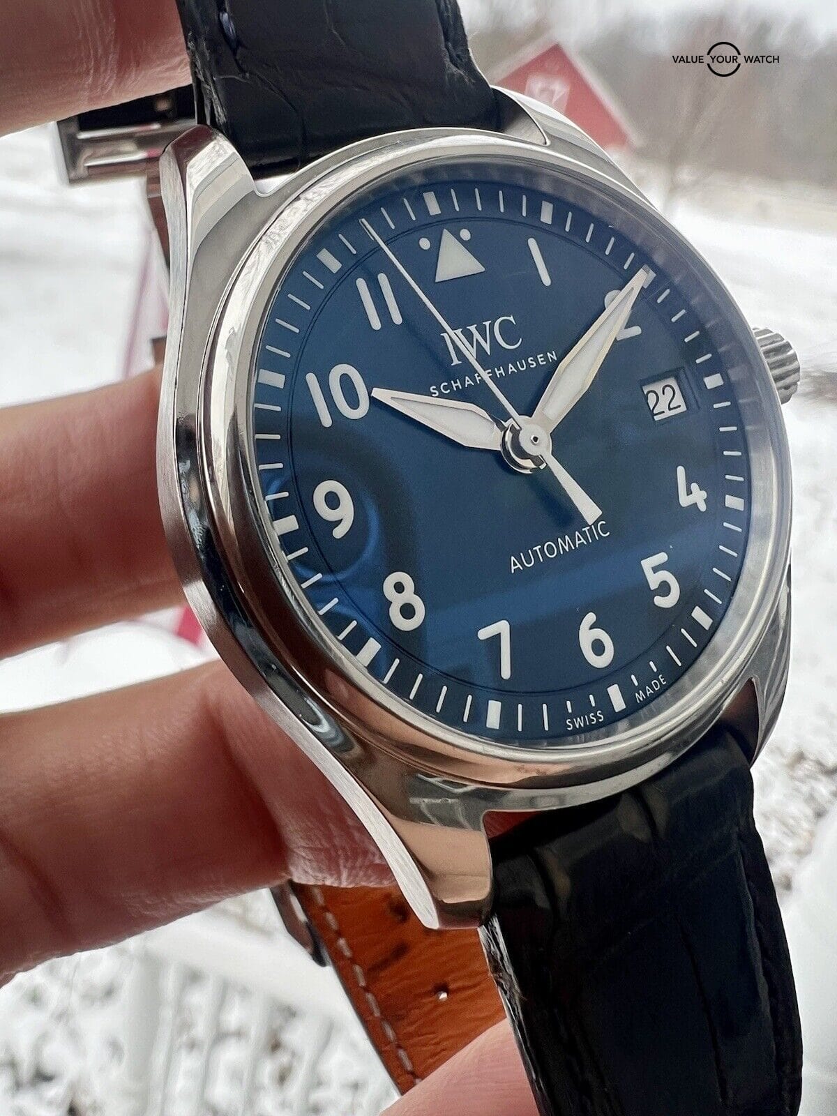 IWC Pilots Midsize 36mm Blue Dial Automatic Mens Watch IW324008 - Image 7