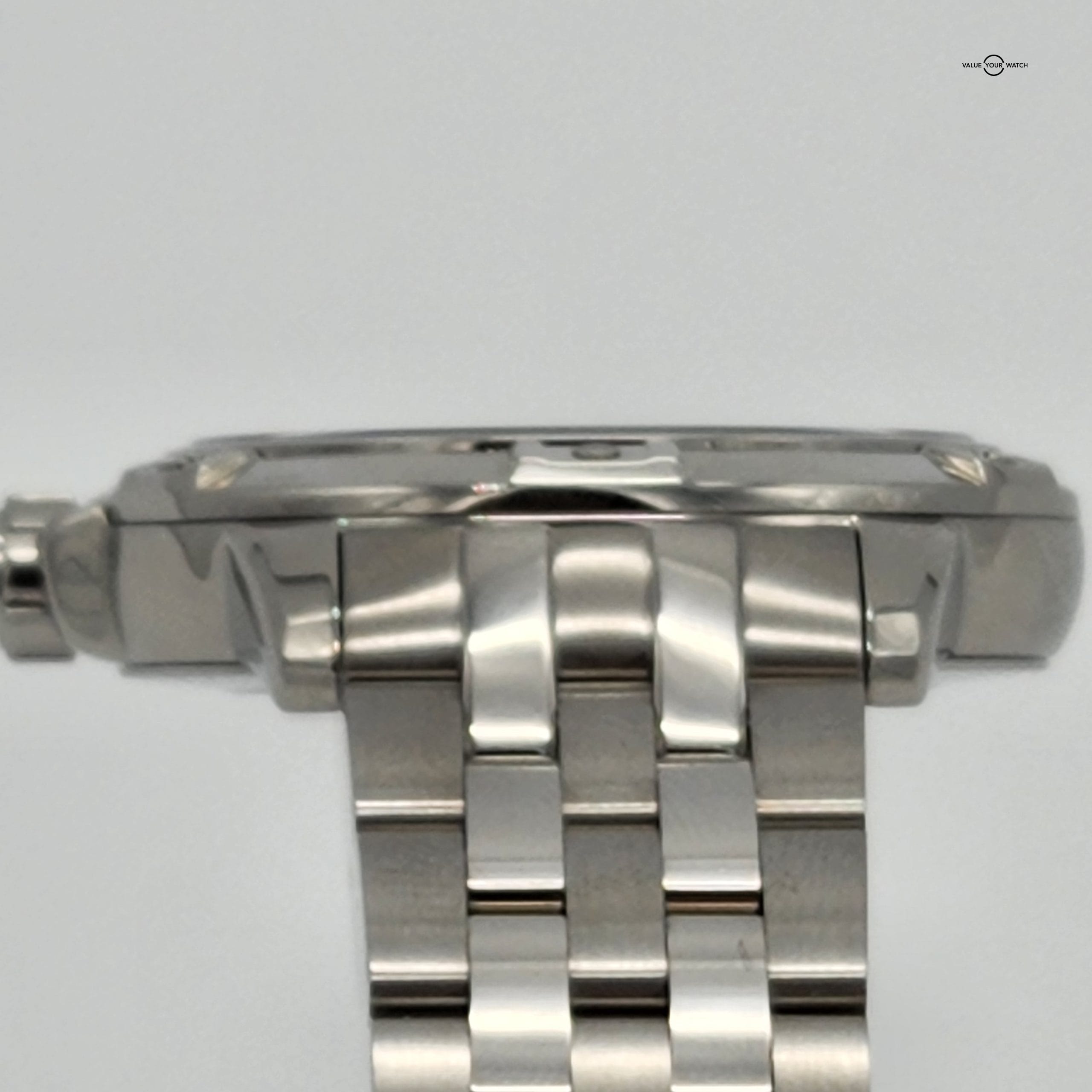 Raymond Weil Tango Classic Men's Grey Dial Quartz Watch 41 mm, stainless steel bracelet, grey dial, Roman numerals 8160-ST-00608 - Image 7