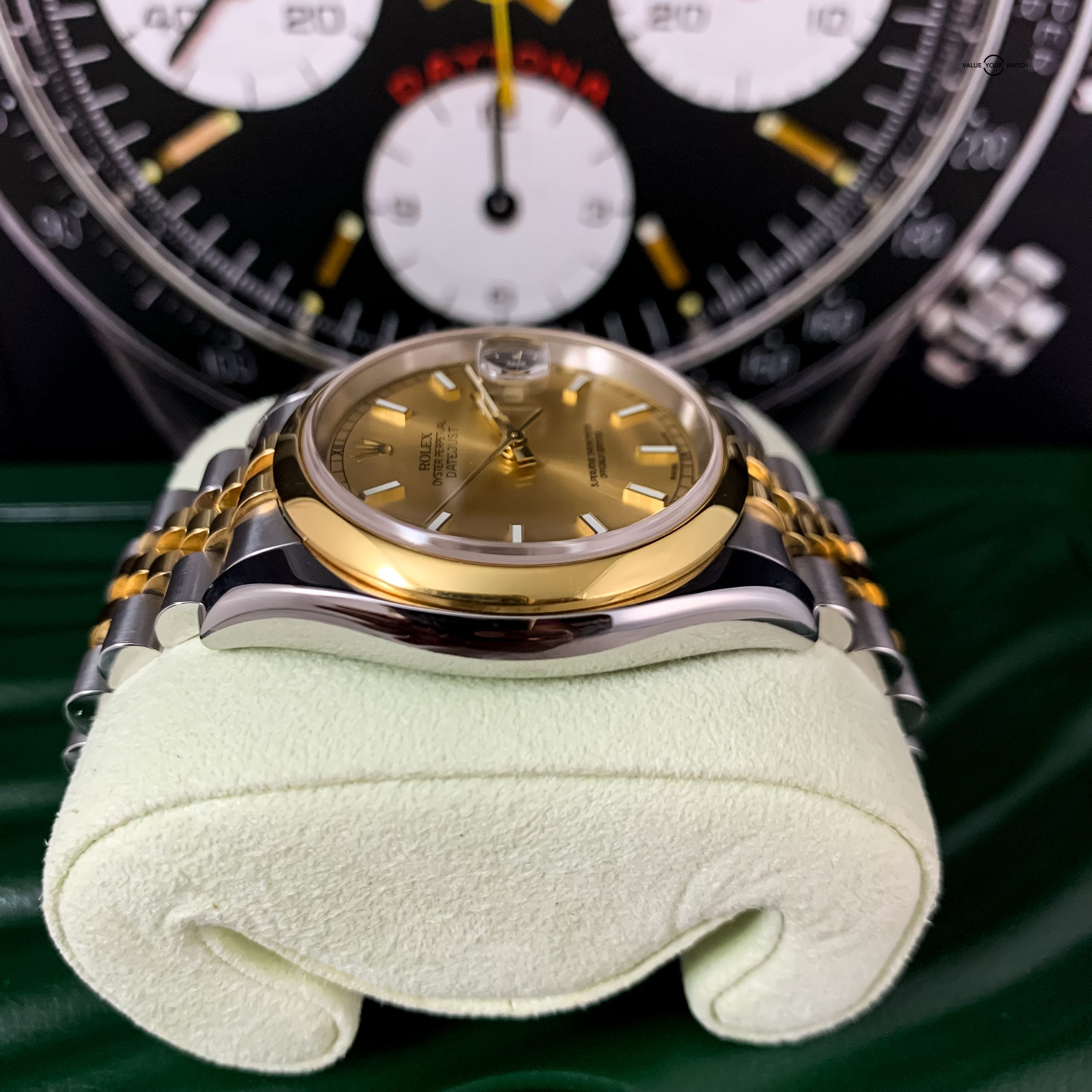 Ultimate in Luxury and Style 36mm Rolex Datejust 116203 Two-Tone Jubilee Bracelet - Image 6