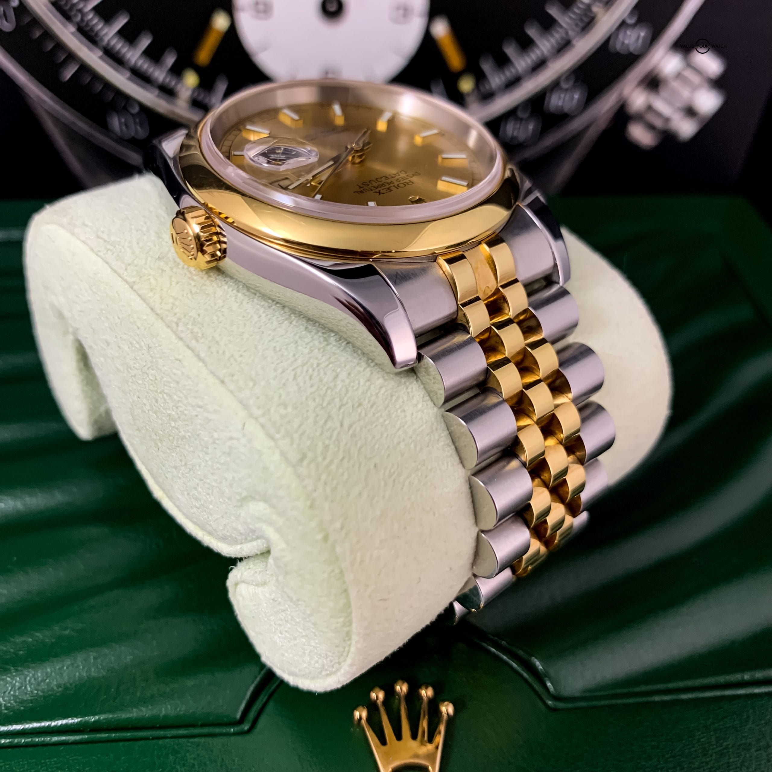 Ultimate in Luxury and Style 36mm Rolex Datejust 116203 Two-Tone Jubilee Bracelet - Image 4