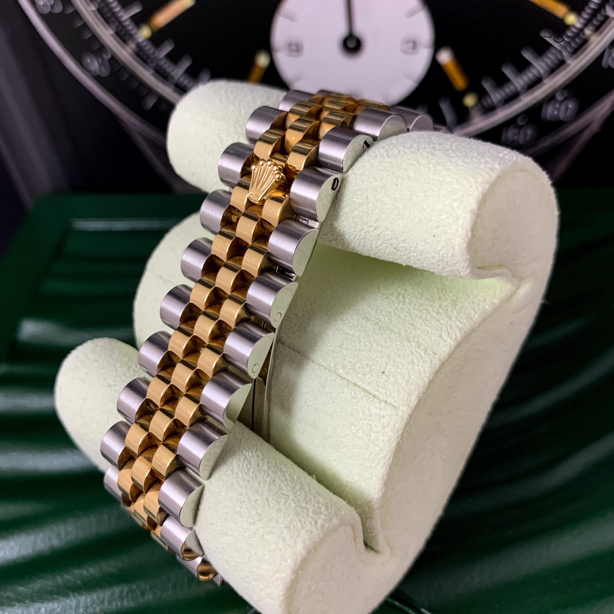 Ultimate in Luxury and Style 36mm Rolex Datejust 116203 Two-Tone Jubilee Bracelet - Image 10