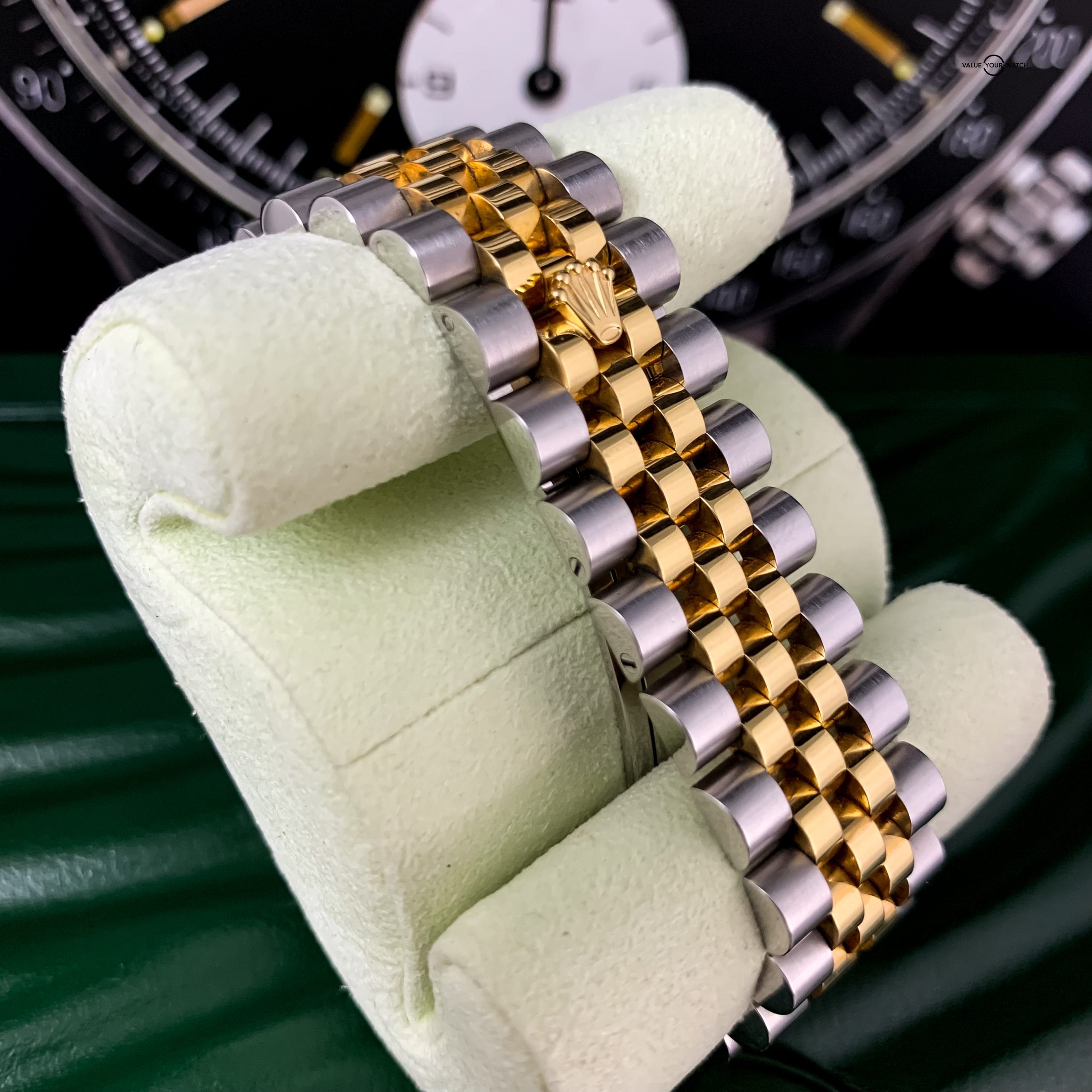 Ultimate in Luxury and Style 36mm Rolex Datejust 116203 Two-Tone Jubilee Bracelet - Image 9