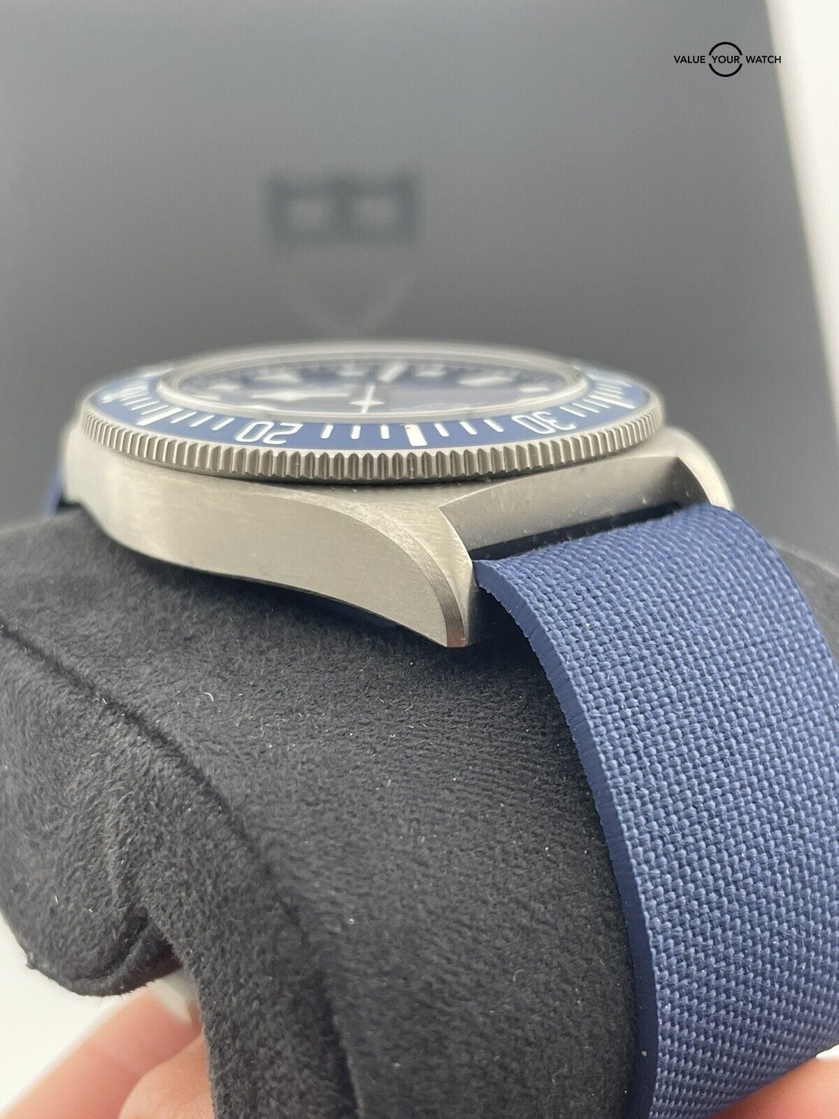 Tudor Pelagos FXD 2022+ Box & Papers + Warranty + Both Straps - Ref 25707B/22 - Image 10