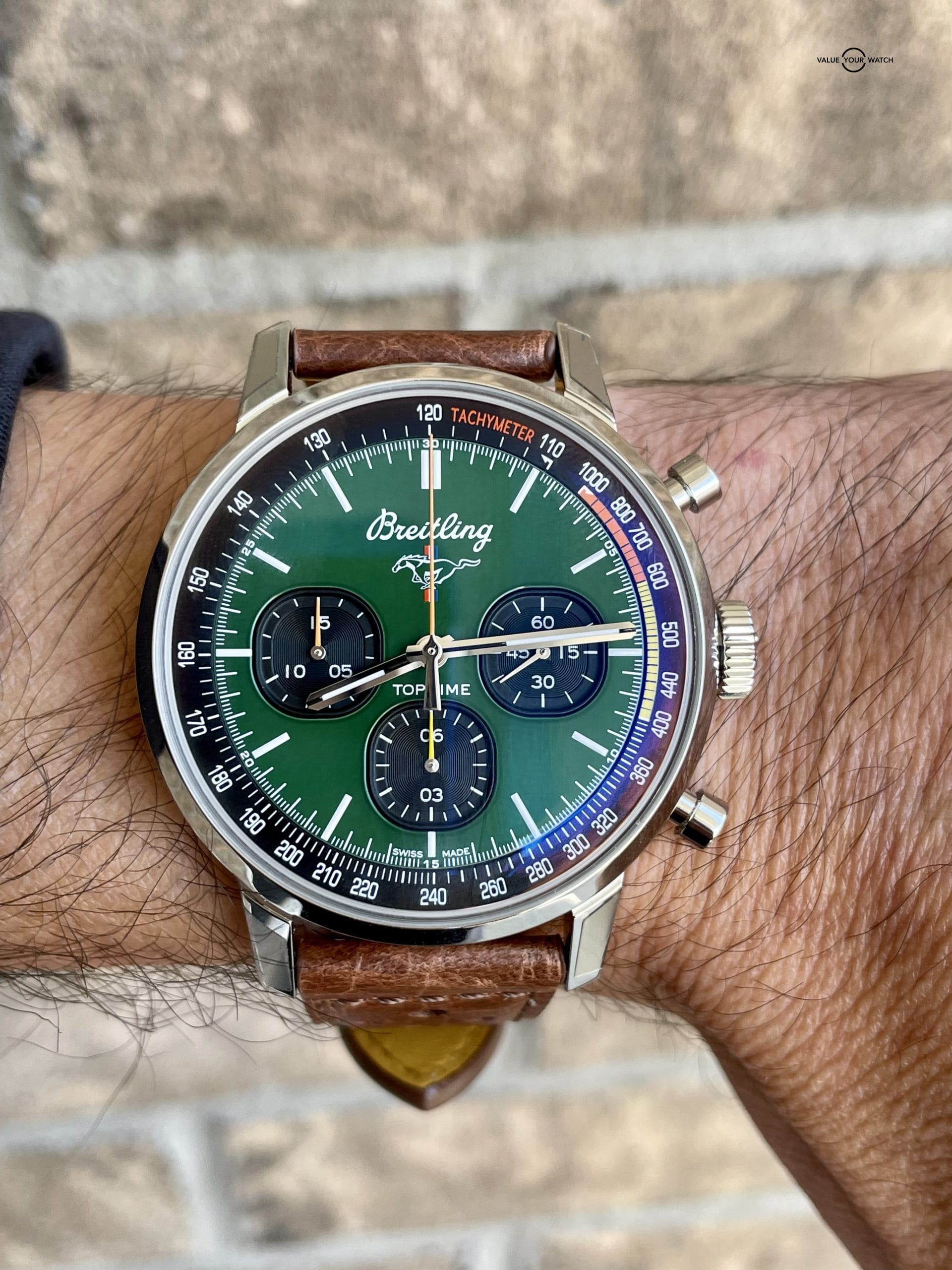 Breitling Top Time Chronograph Ford Mustang Green Dial 42mm Steel Fullset - Image 2