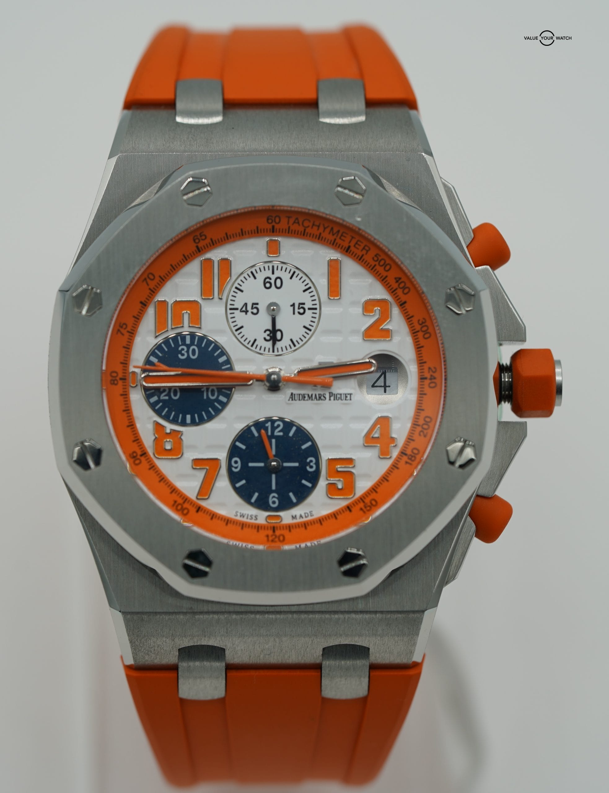 The Advantages of Buying Luxury Watches Online