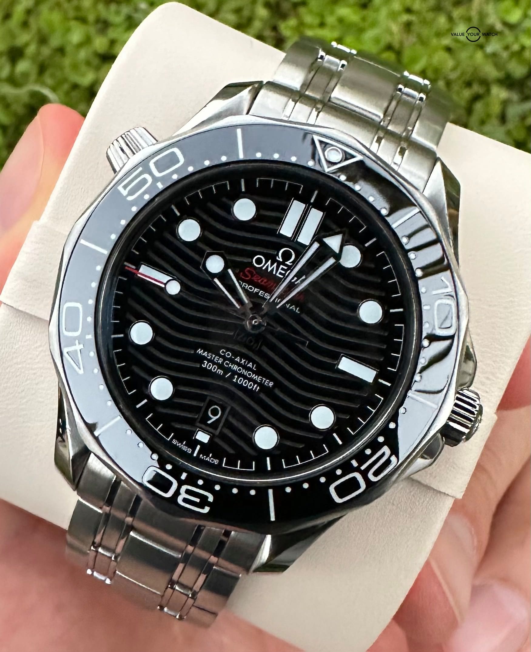 Omega Seamaster Diver 300M 42mm Black Wave Steel Complete 210.30.42.20.01.001 - Image 2