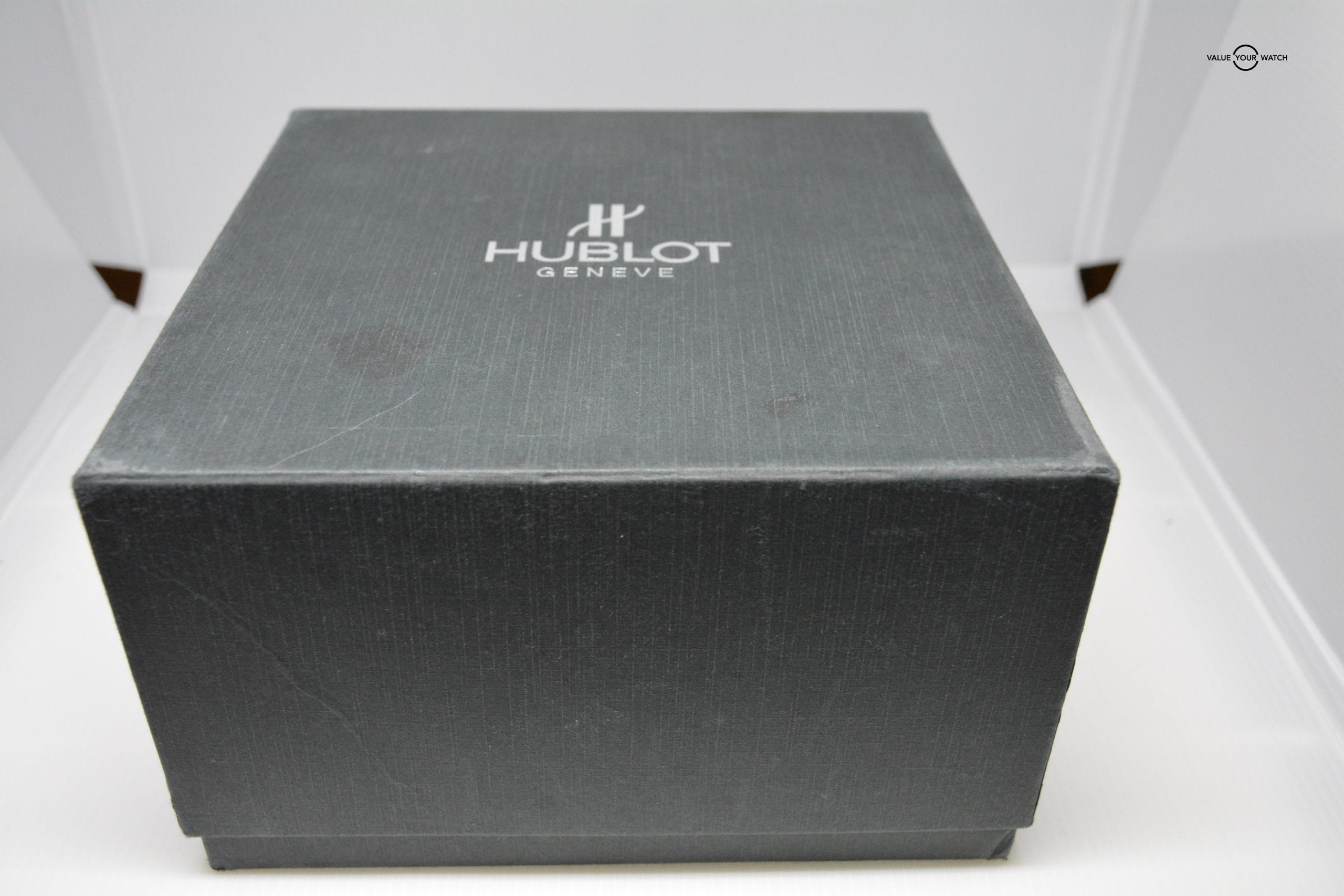 Hublot Big Bang Aero Black Magic (Skeleton Dial) - Image 17