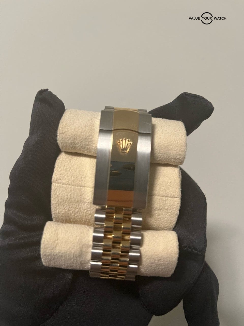 Rolex Sky-Dweller 326933 Yellow Gold And Steel Two Tone 42mm Champagne Dial - Image 2