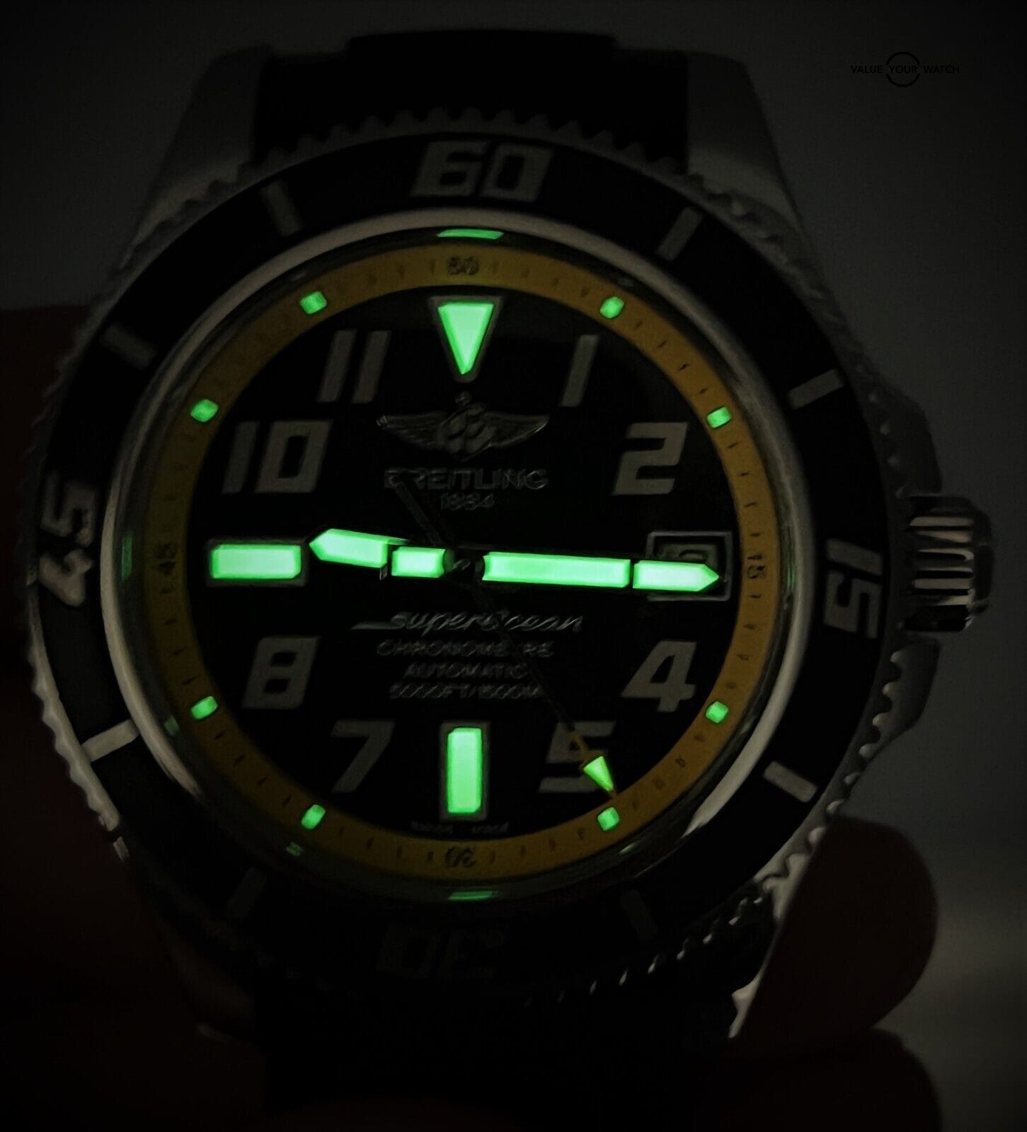 Breitling Superocean II 42mm Abyss Yellow Automatic A17364! - Image 4