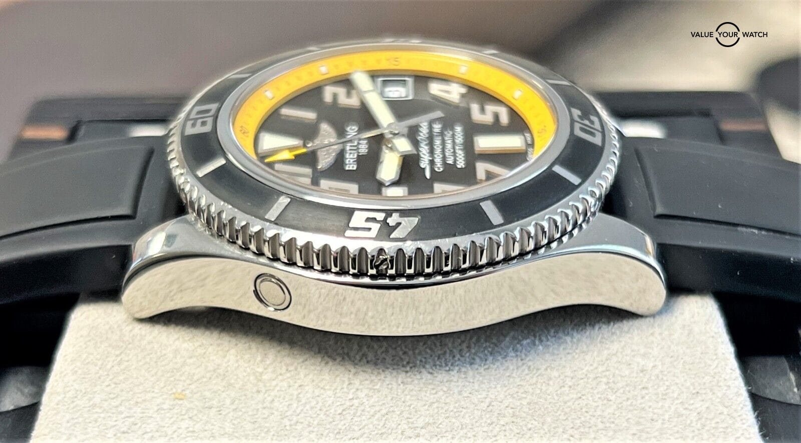Breitling Superocean II 42mm Abyss Yellow Automatic A17364! - Image 8