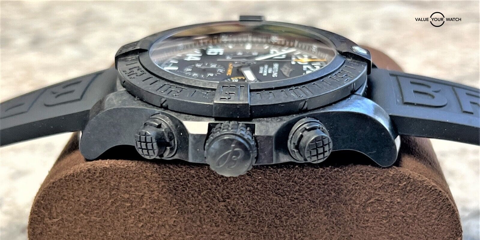 Breitling Avenger Hurricane Chronograph Breitlight 50mm XB1210! - Image 5