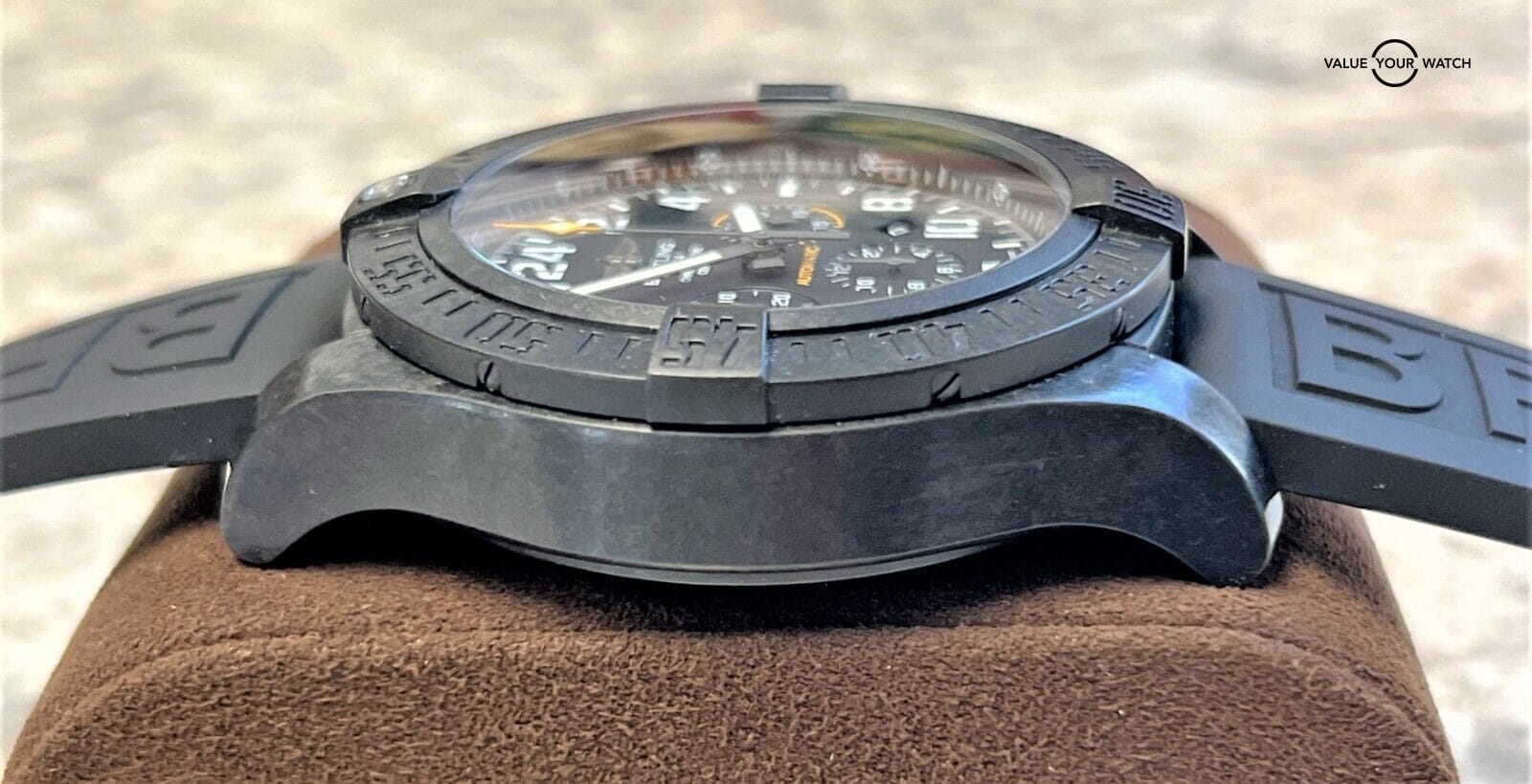 Breitling Avenger Hurricane Chronograph Breitlight 50mm XB1210! - Image 6