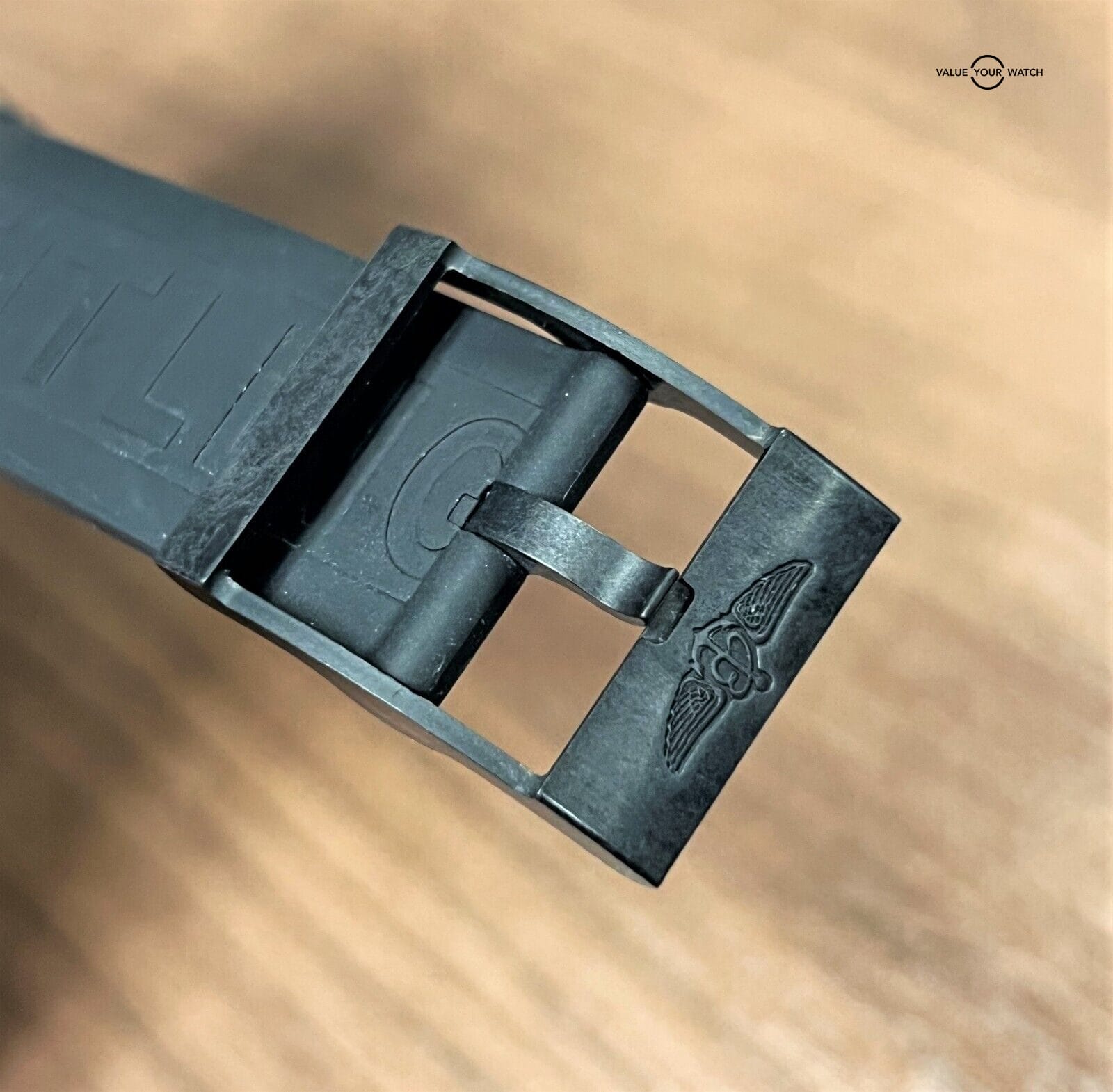 Breitling Avenger Hurricane Chronograph Breitlight 50mm XB1210! - Image 12