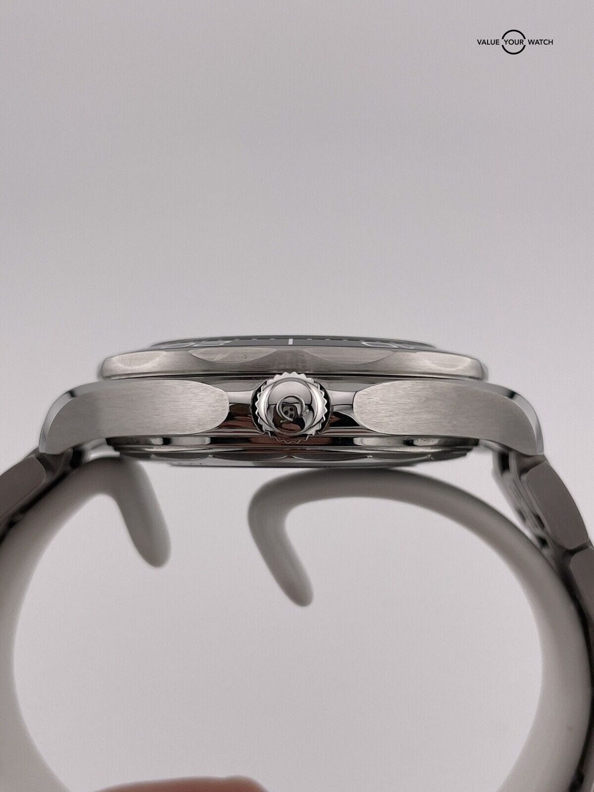 OMEGA Seamaster Professional 300 M Diver Great White - 210.30.42.20.04.001 - Image 11