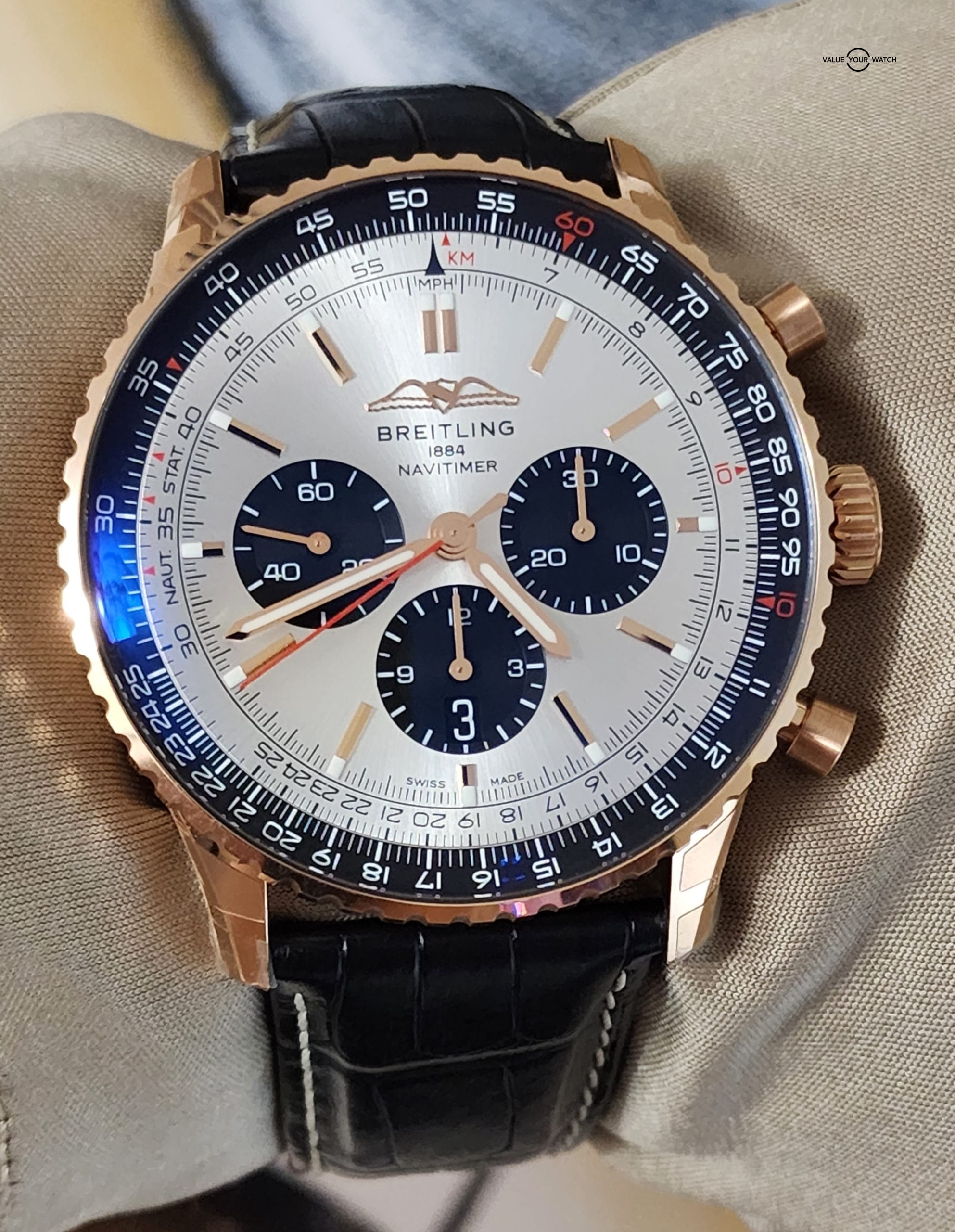 Breitling Navitimer 18k rose gold RB0137 lastest model.