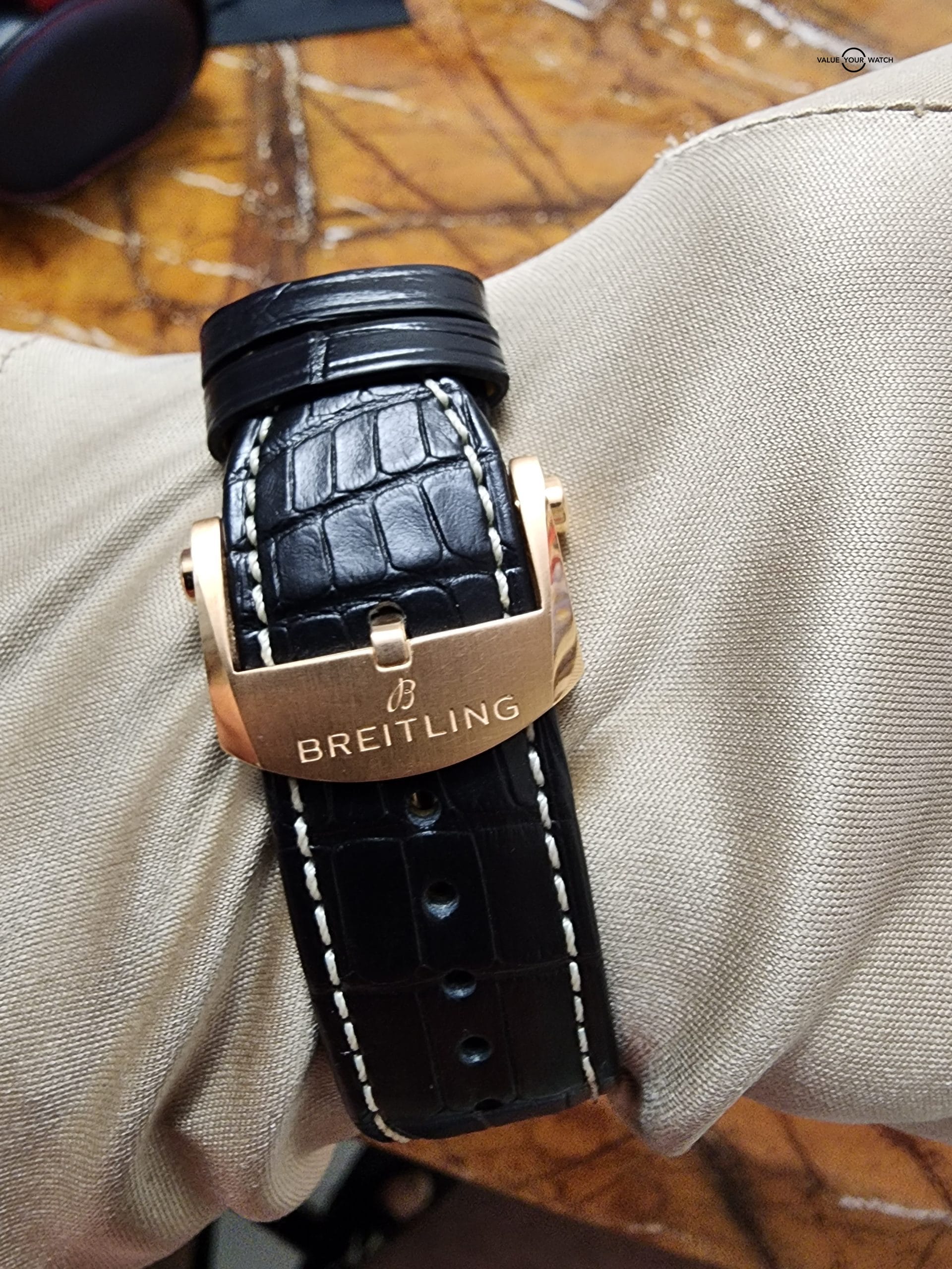 Breitling Navitimer 18k rose gold RB0137 lastest model. - Image 5