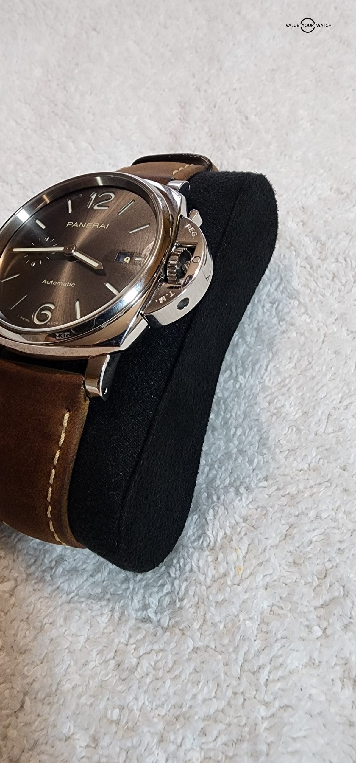 Exquisite Panerai Luminor Due Gray Dial PAM 00904 904 Timepiece - Elegance & Precision at its Finest! - Image 10