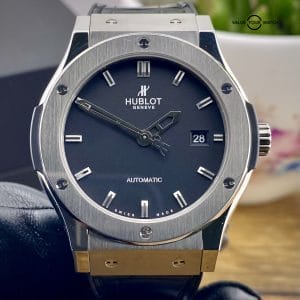 Hublot Classic Fusion 42mm 542.NX.1170.LR on Aligator Strap Full Set