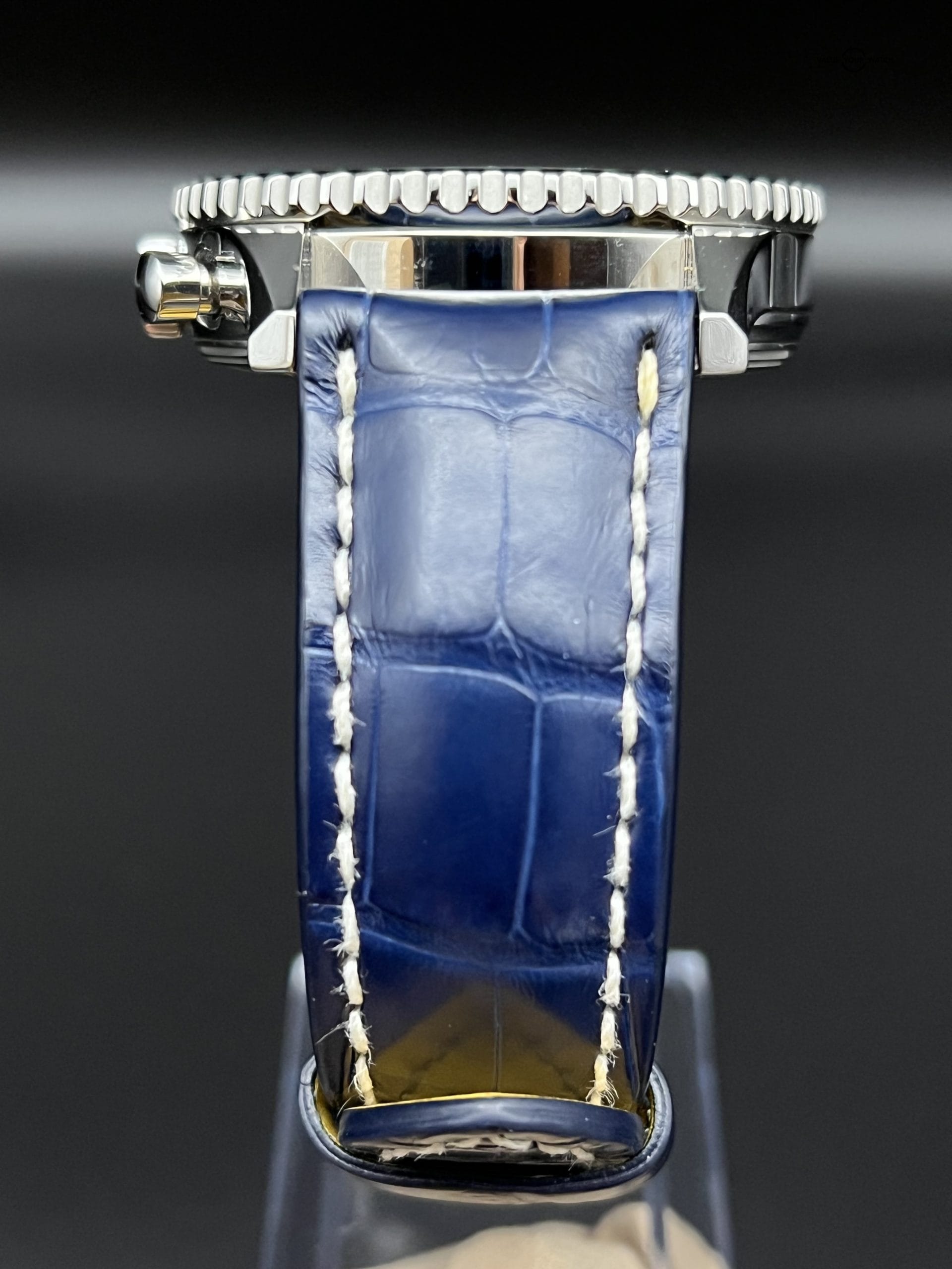 Breitling Navitimer B01 Chronograph 46 Steel Automatic Blue Dial On Crocodile - Image 10