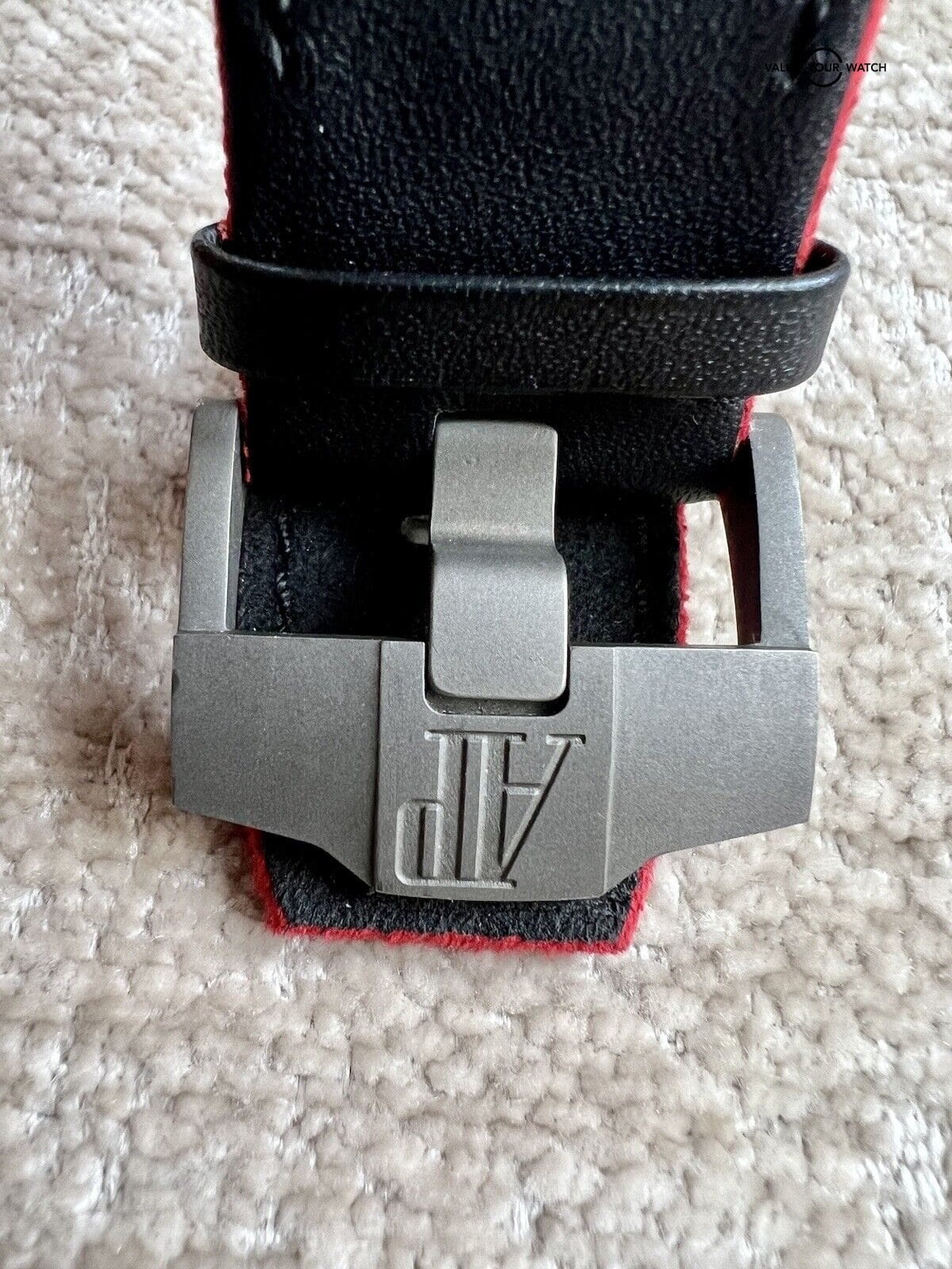 Audemars Piguet Royal Oak Offshore Grand Prix Forged Carbon 26290IO.OO.A001VE.01 - Image 6