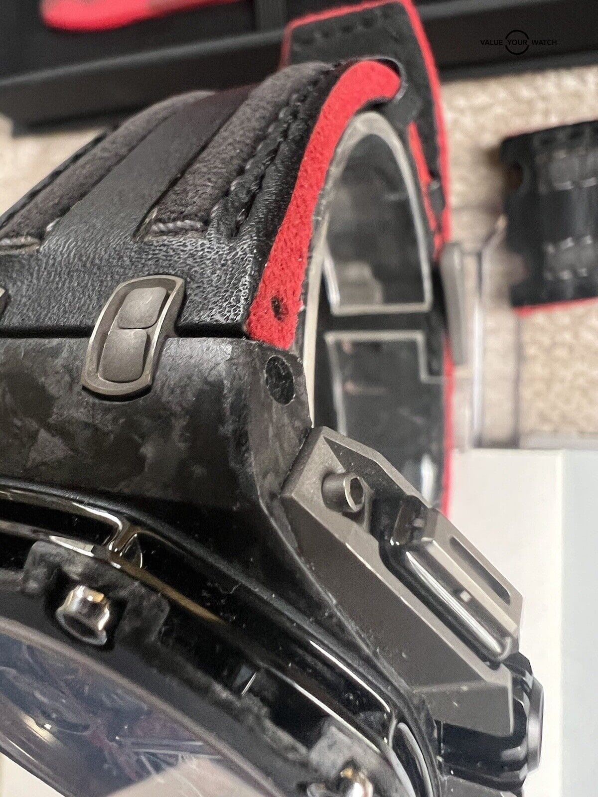 Audemars Piguet Royal Oak Offshore Grand Prix Forged Carbon 26290IO.OO.A001VE.01 - Image 13