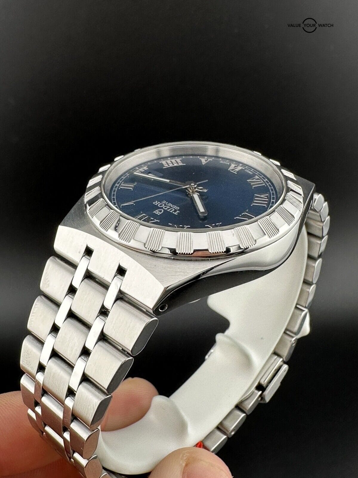 TUDOR Royal Blue Men's Watch - M28500-0005 - Image 4