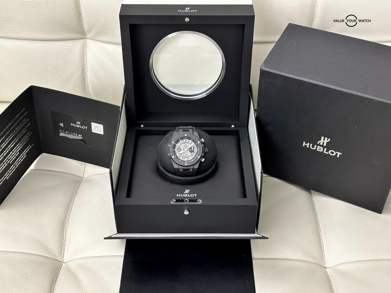 Hublot Big Bang Unico Black Magic Chronograph - Full Set in Pristine Condition - Image 3